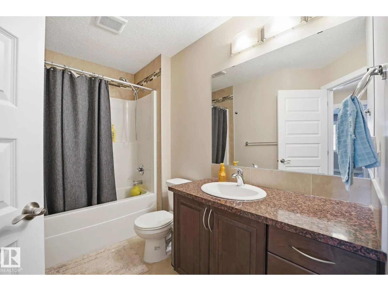 8710 180A AV NW