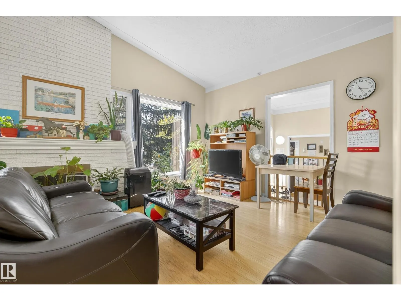 9823 142 ST NW