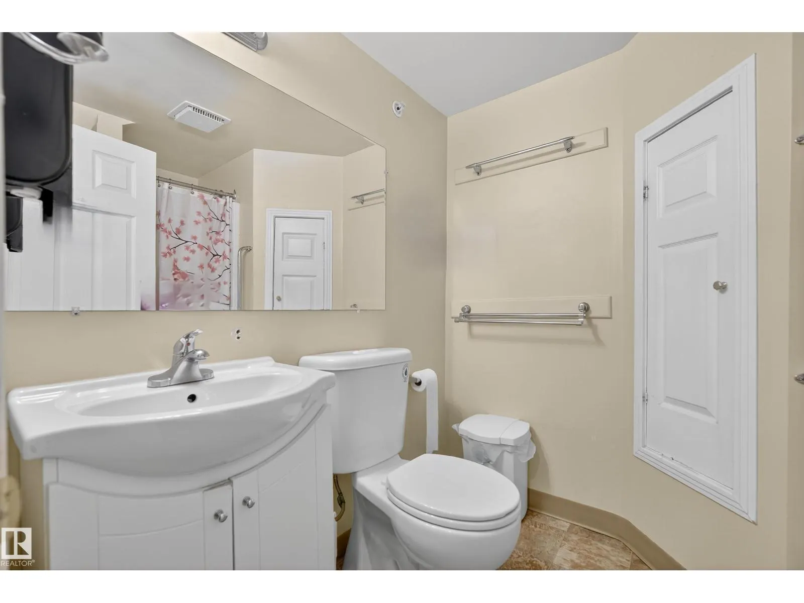 9823 142 ST NW