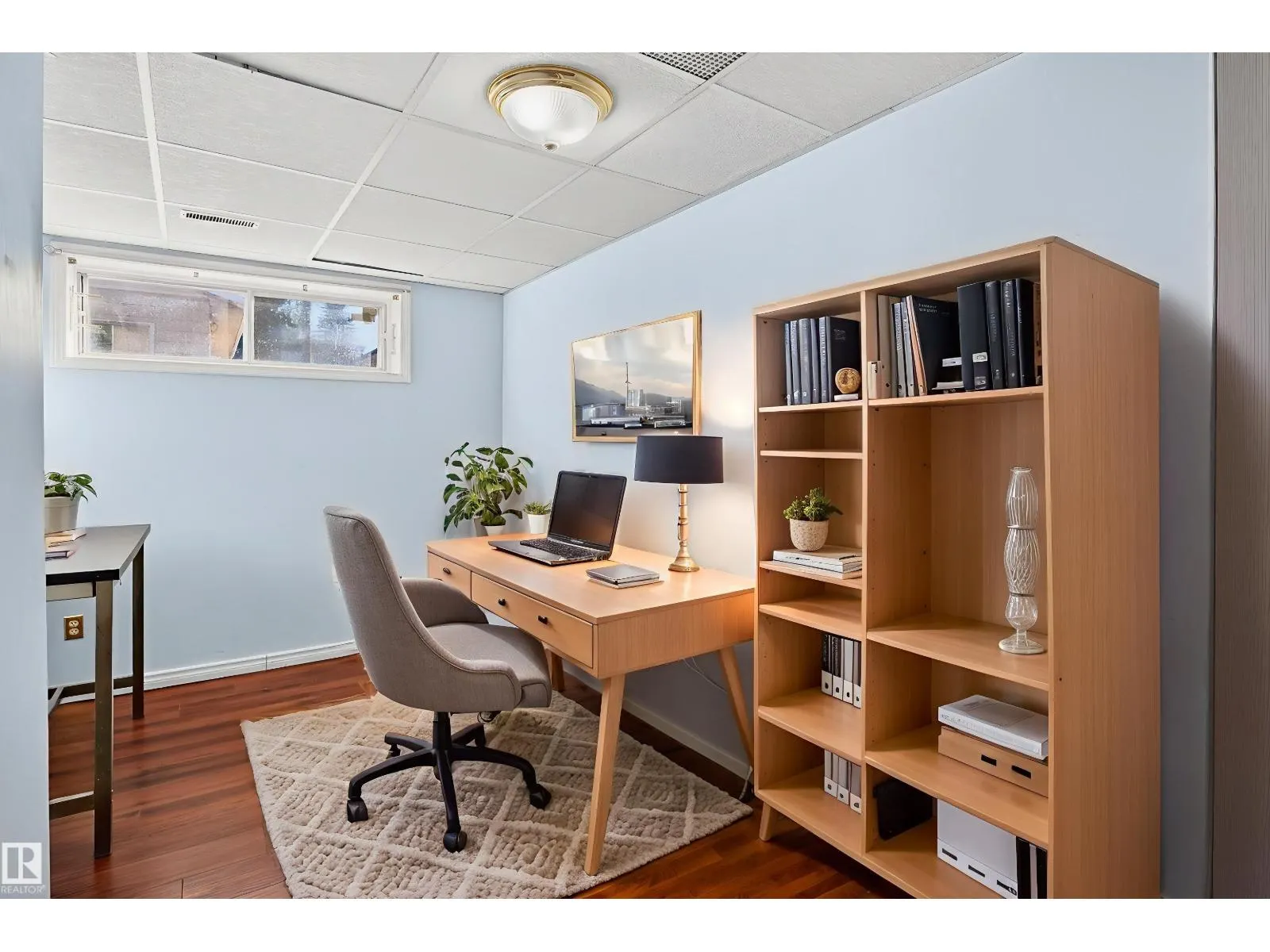 10417 10419 154 ST NW NW