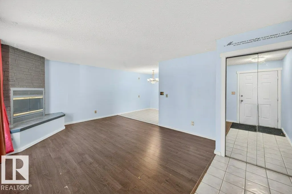 10417 10419 154 ST NW NW