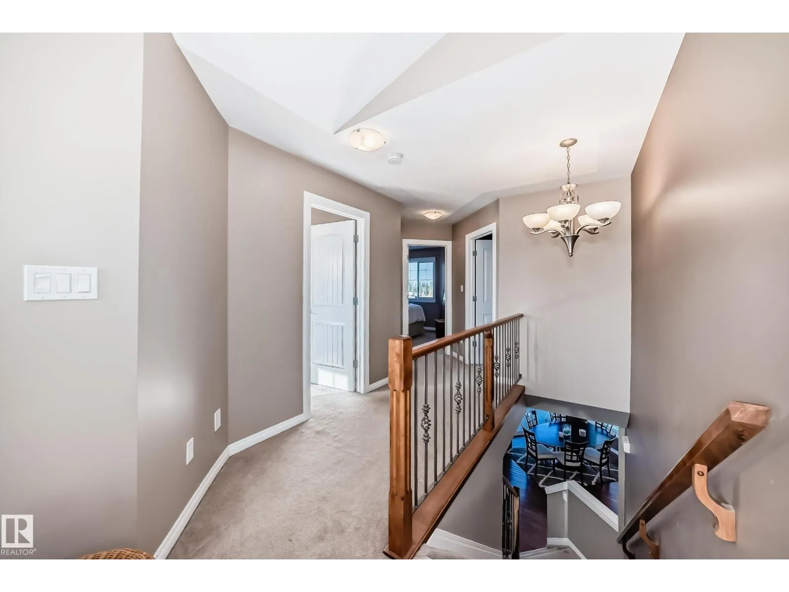 569 Stewart CR SW
