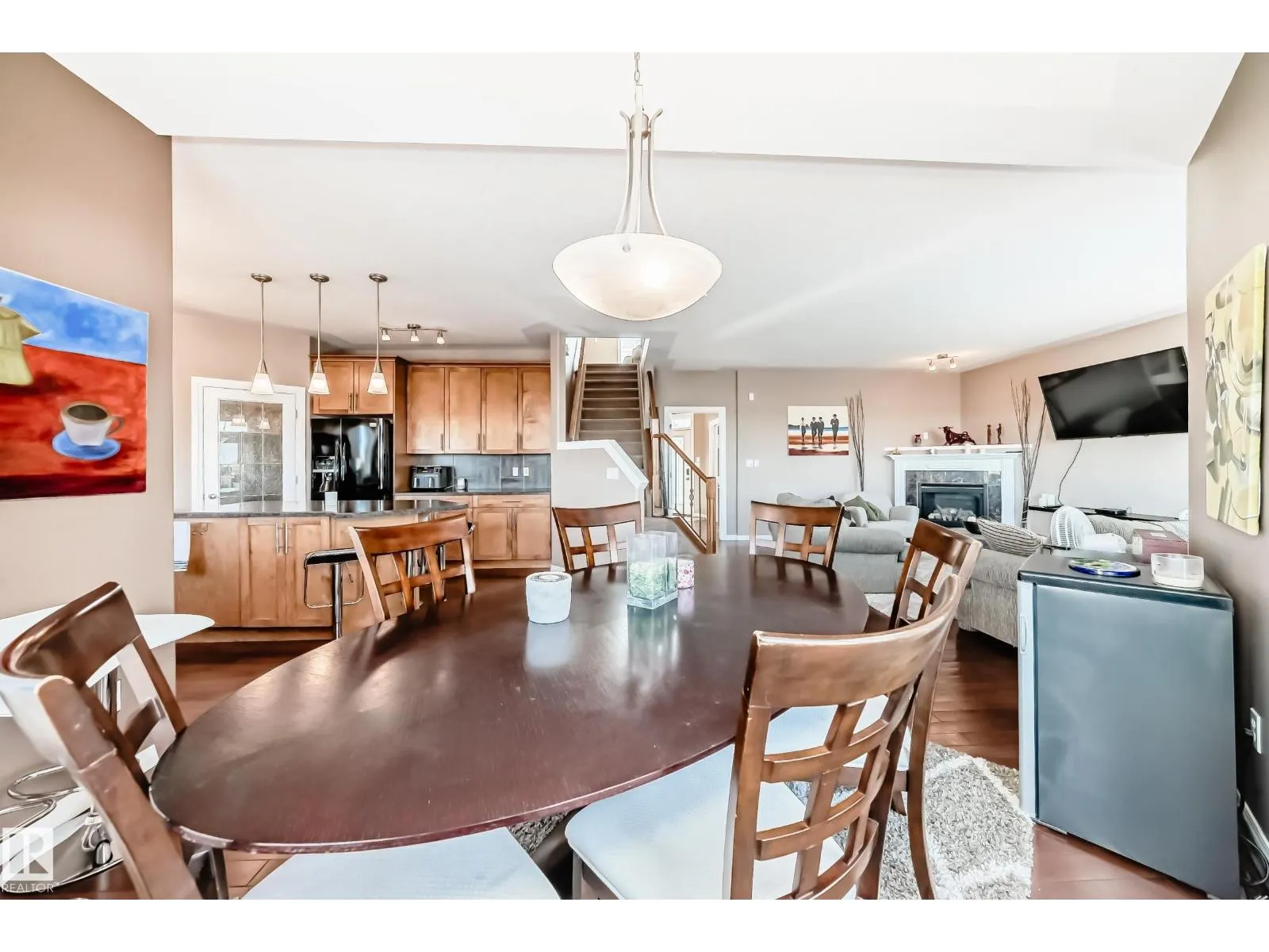 569 Stewart CR SW