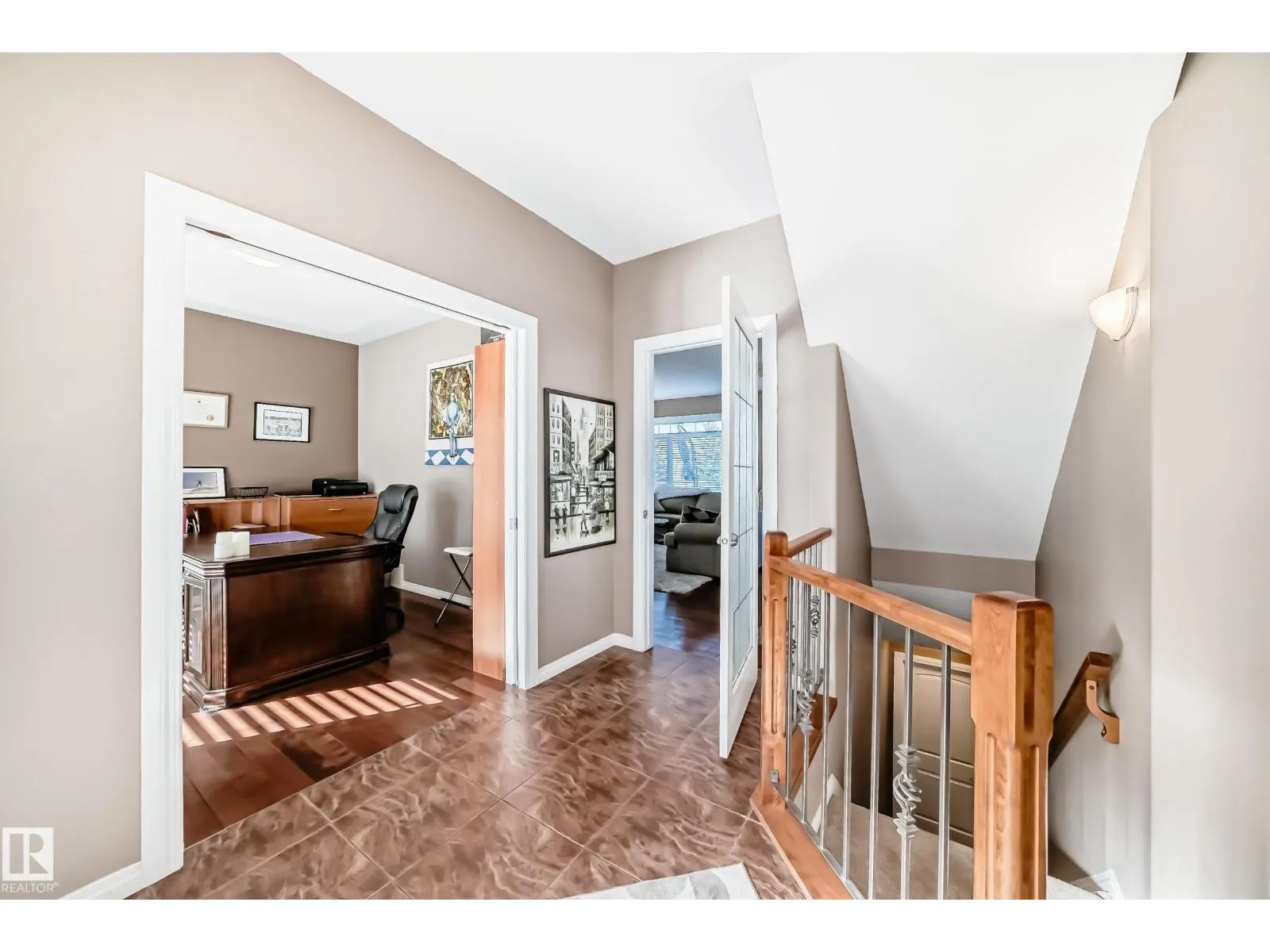569 Stewart CR SW
