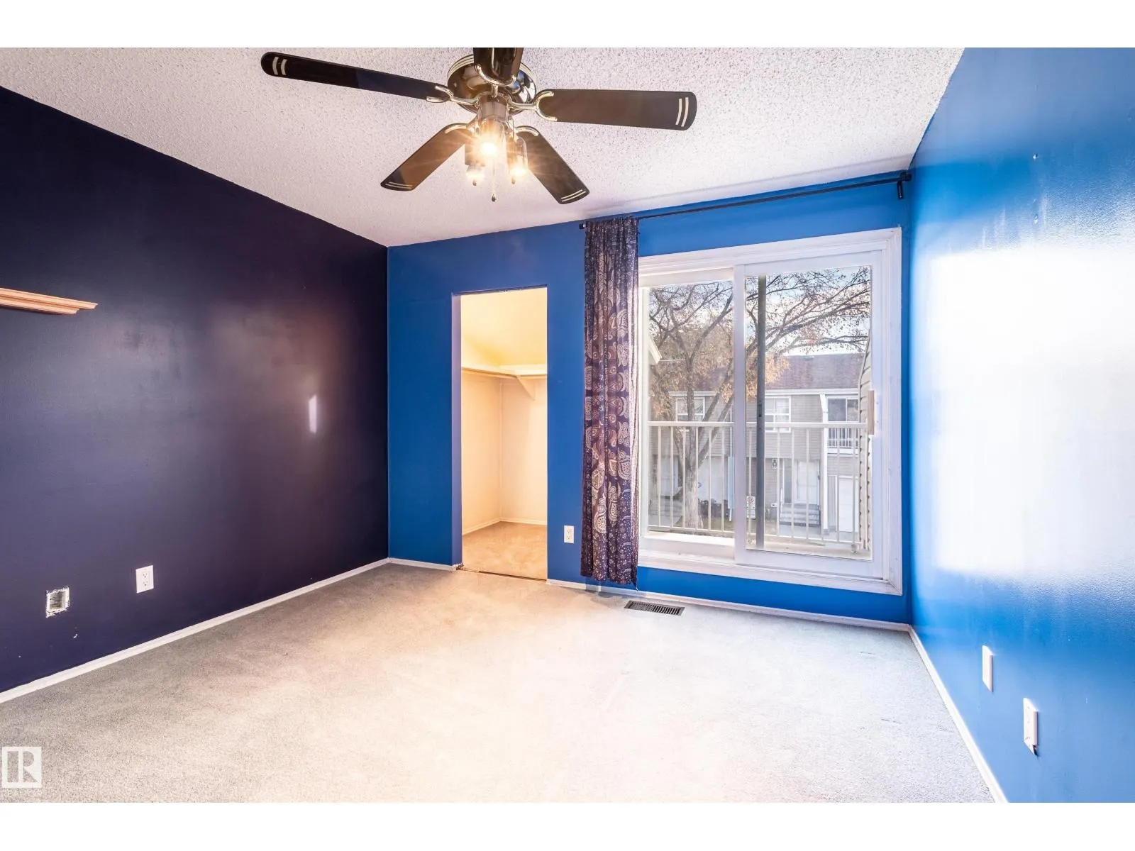 266 CHATEAU PL NW