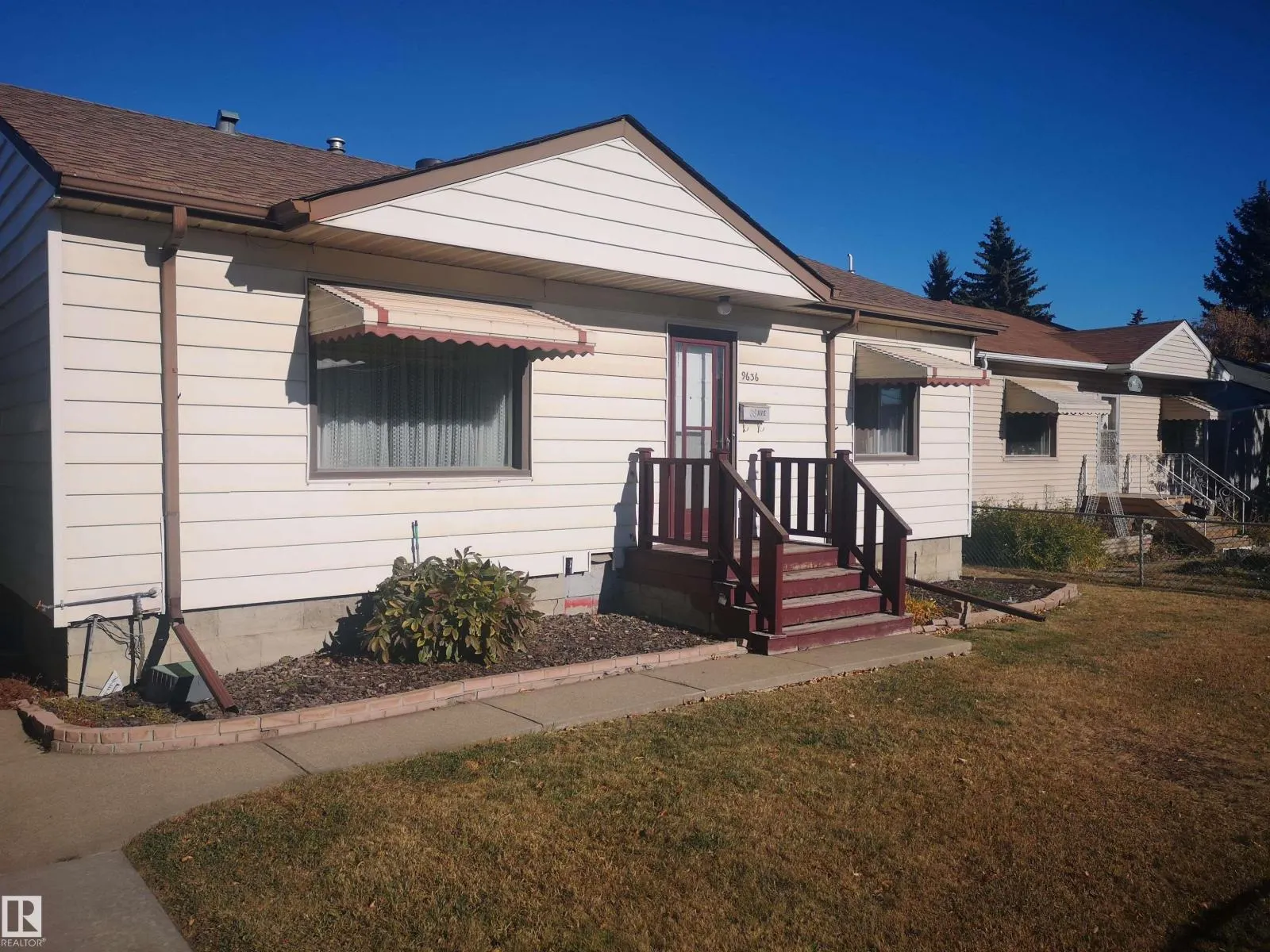 9636 63 AV NW
