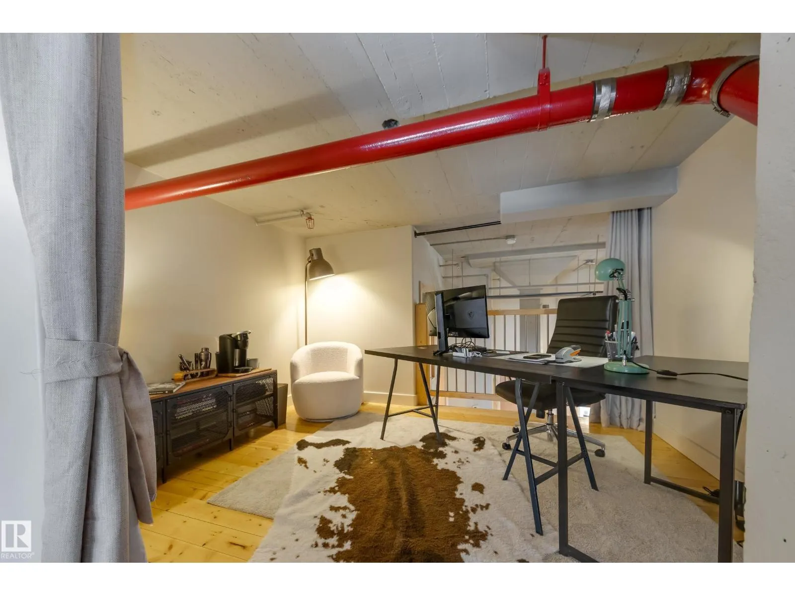 #104 10265 107 ST NW