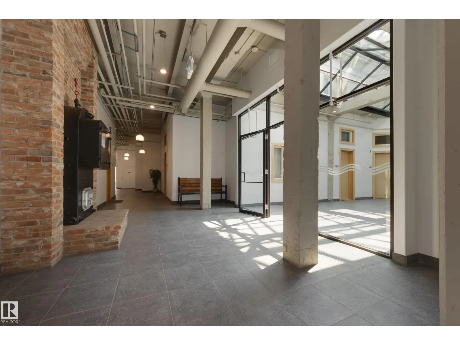 #104 10265 107 ST NW