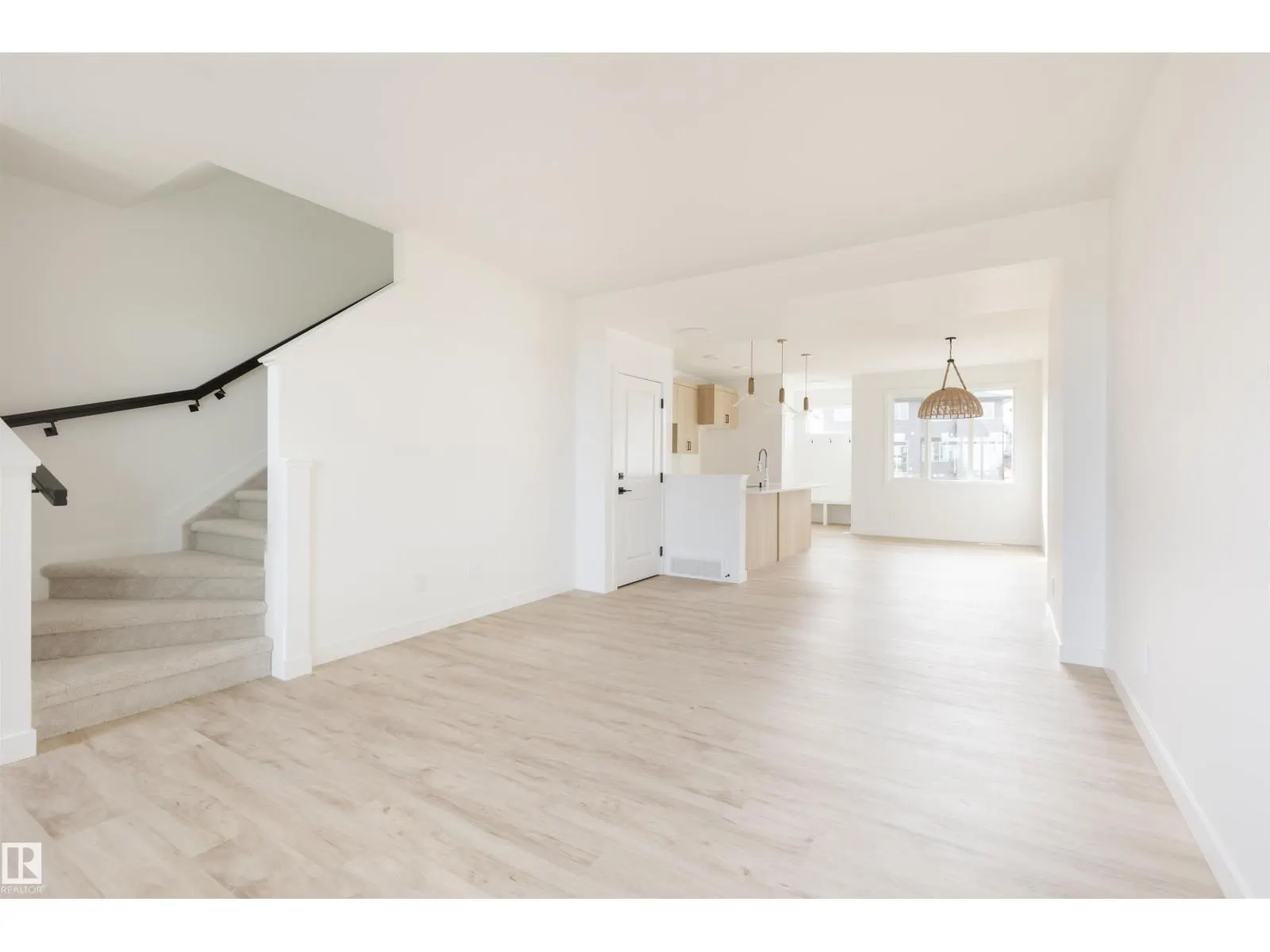 653 Cambrian BV