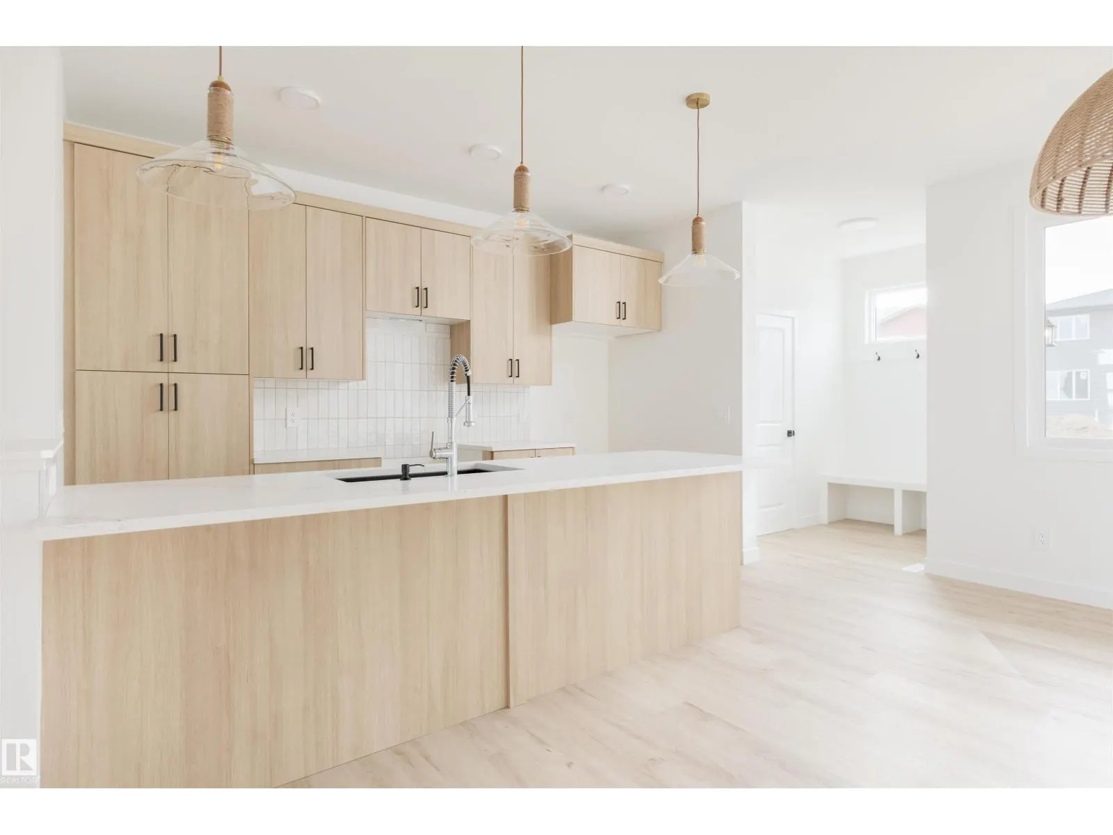 653 Cambrian BV