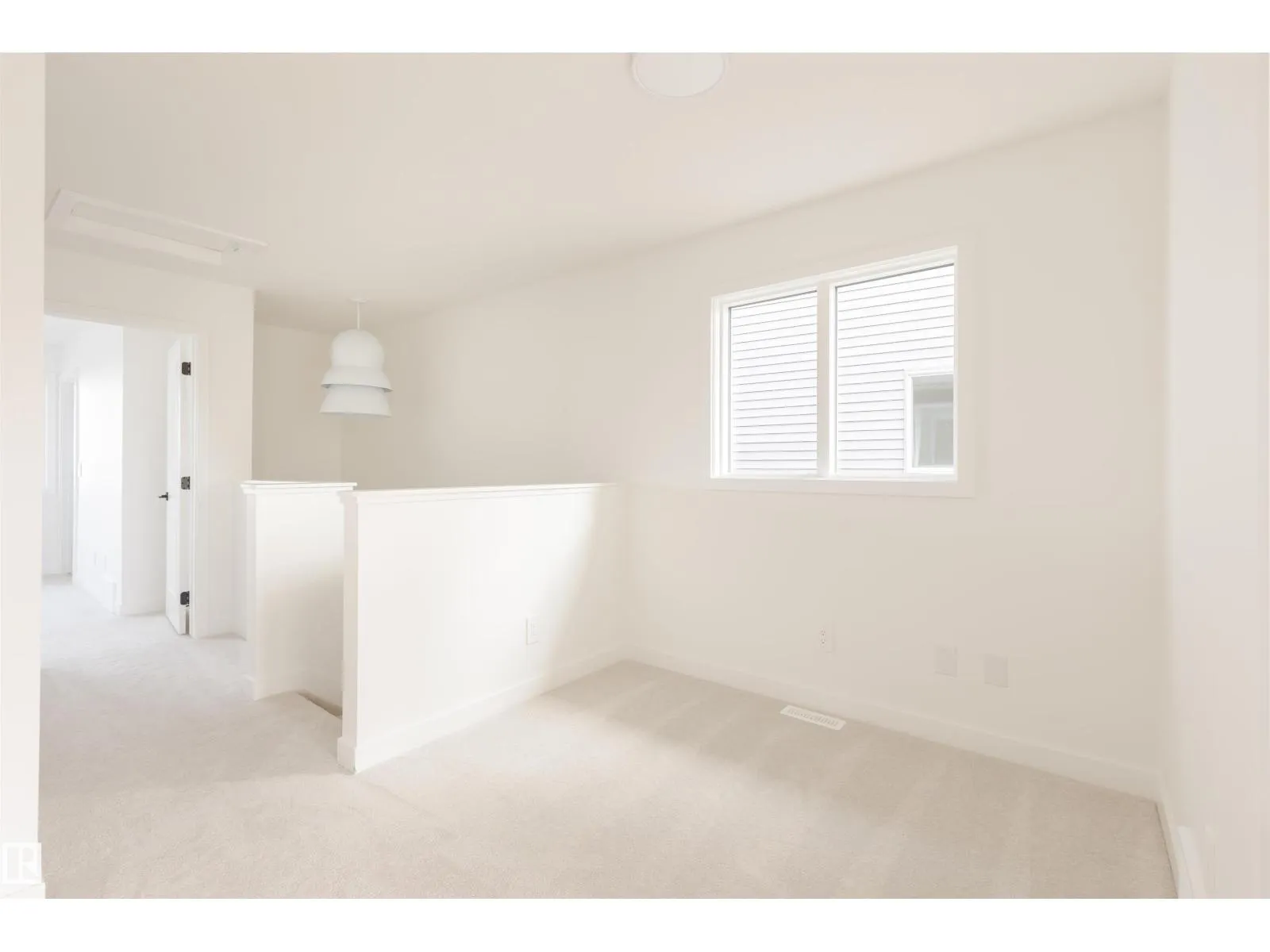 653 Cambrian BV