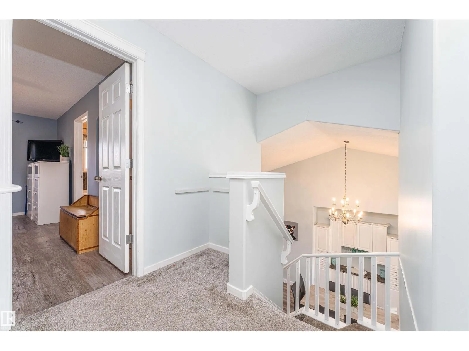 17 OLMSTEAD CT