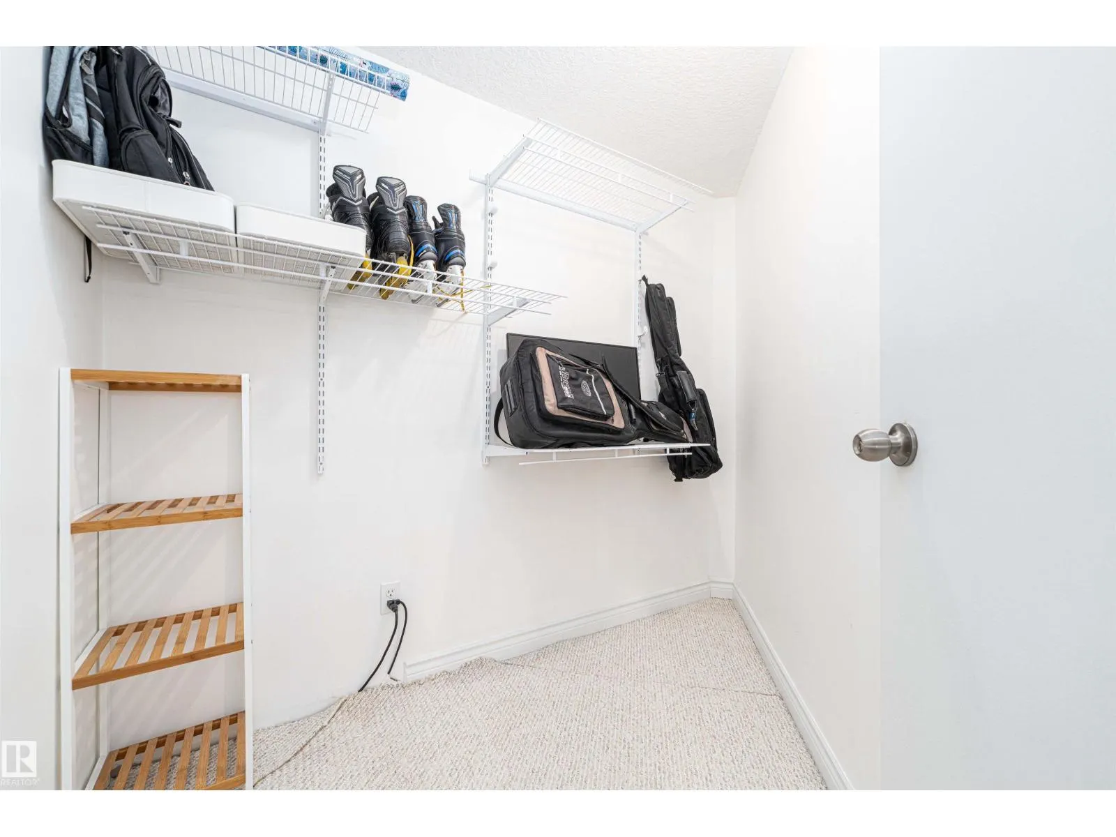 17 OLMSTEAD CT