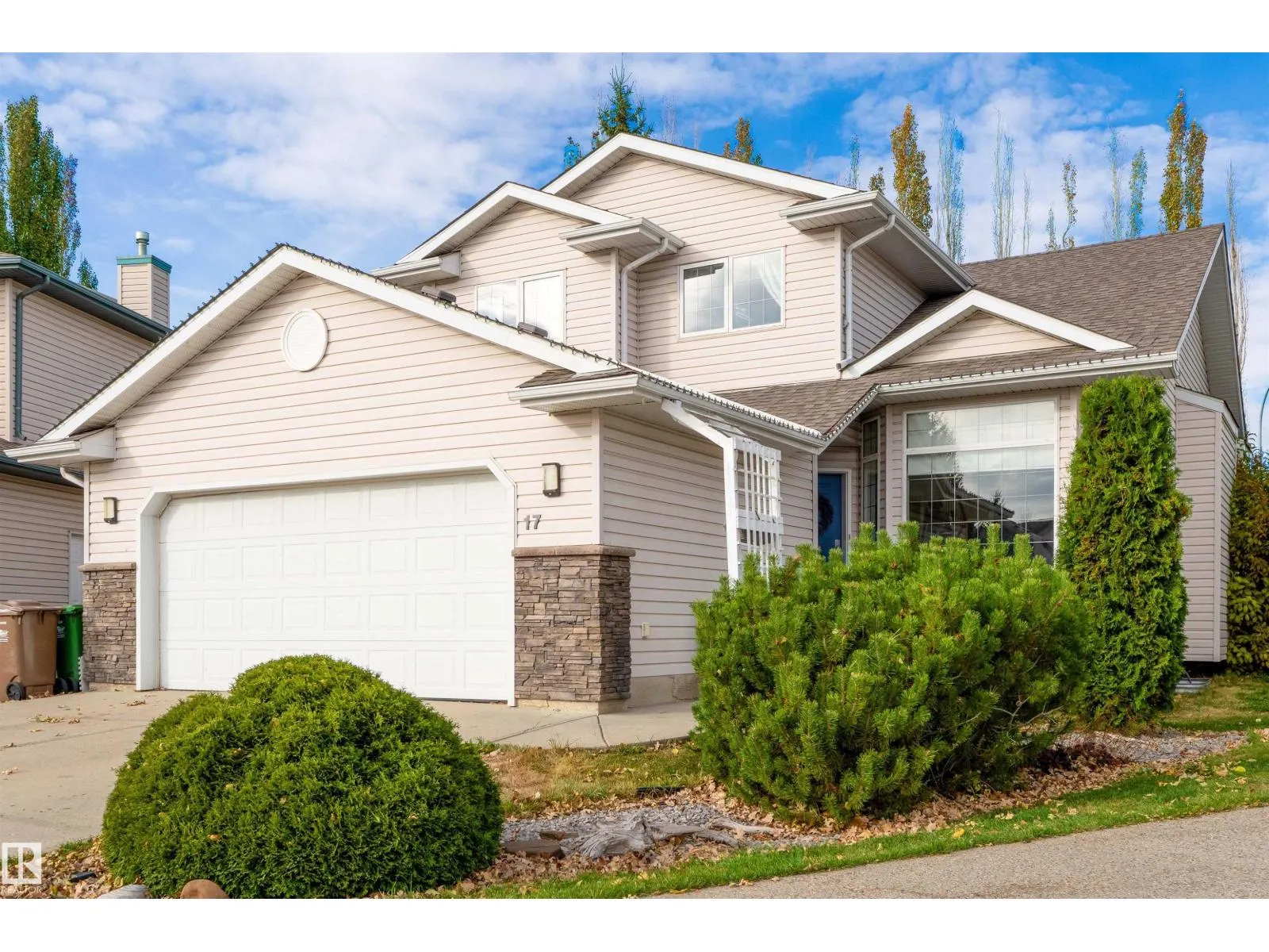 17 OLMSTEAD CT