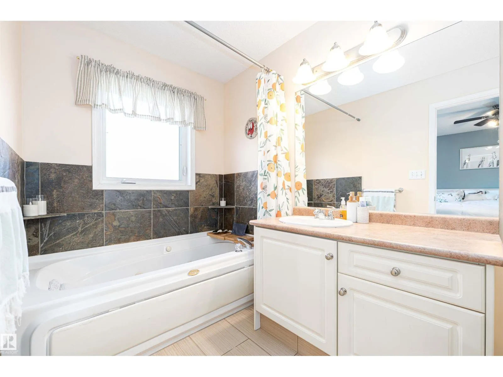 17 OLMSTEAD CT