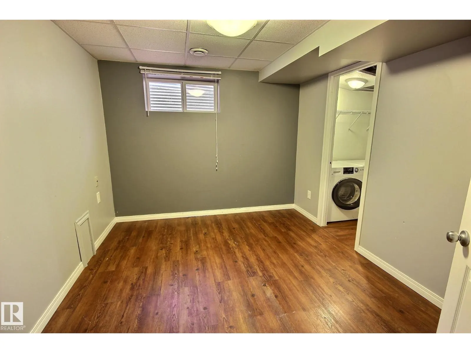 10520 108 AV NW