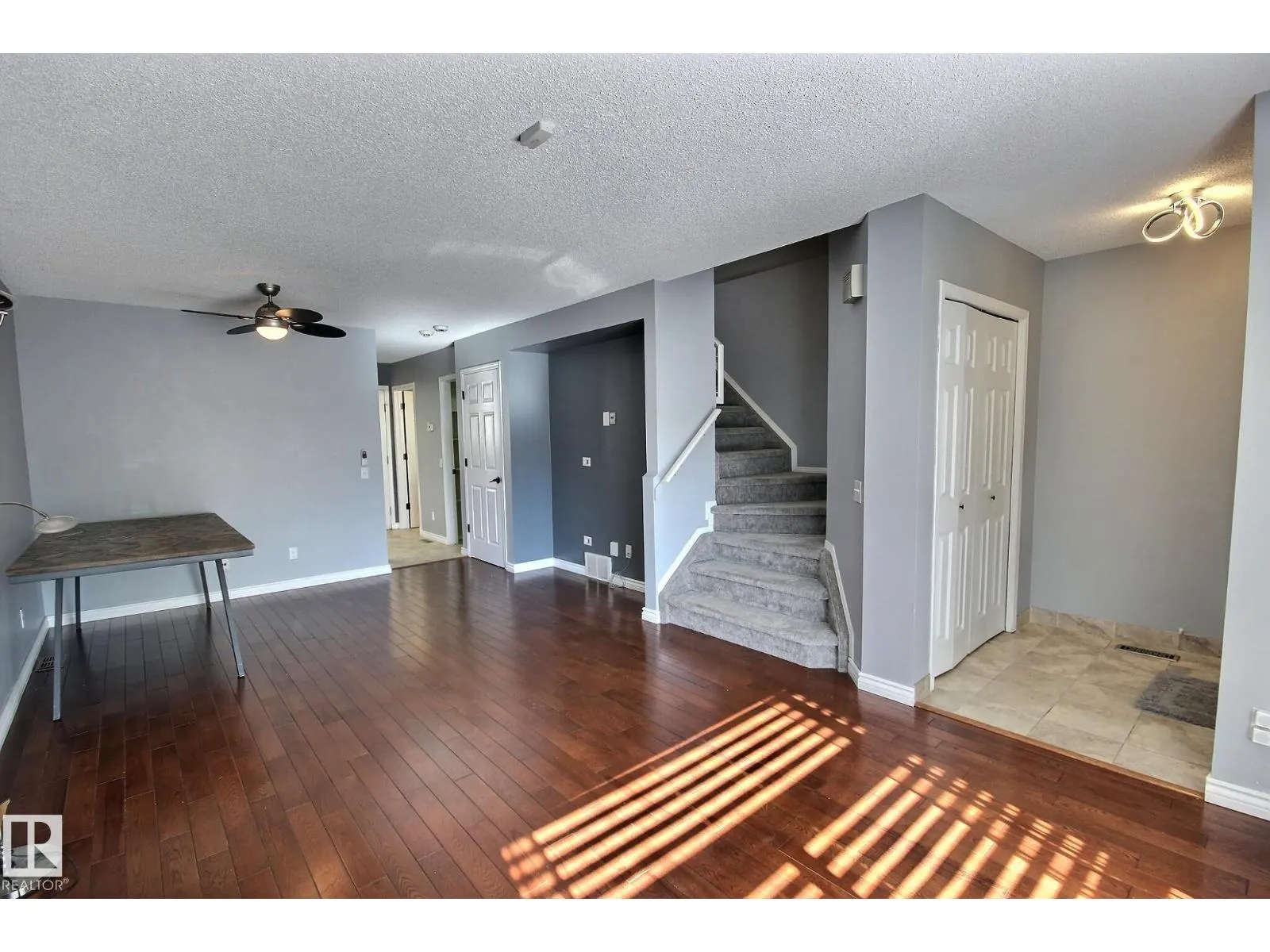 10520 108 AV NW