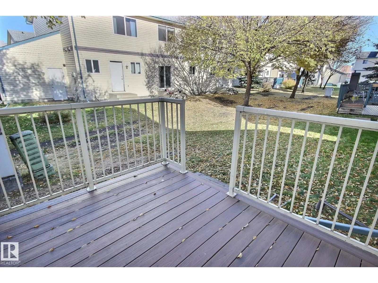 10520 108 AV NW