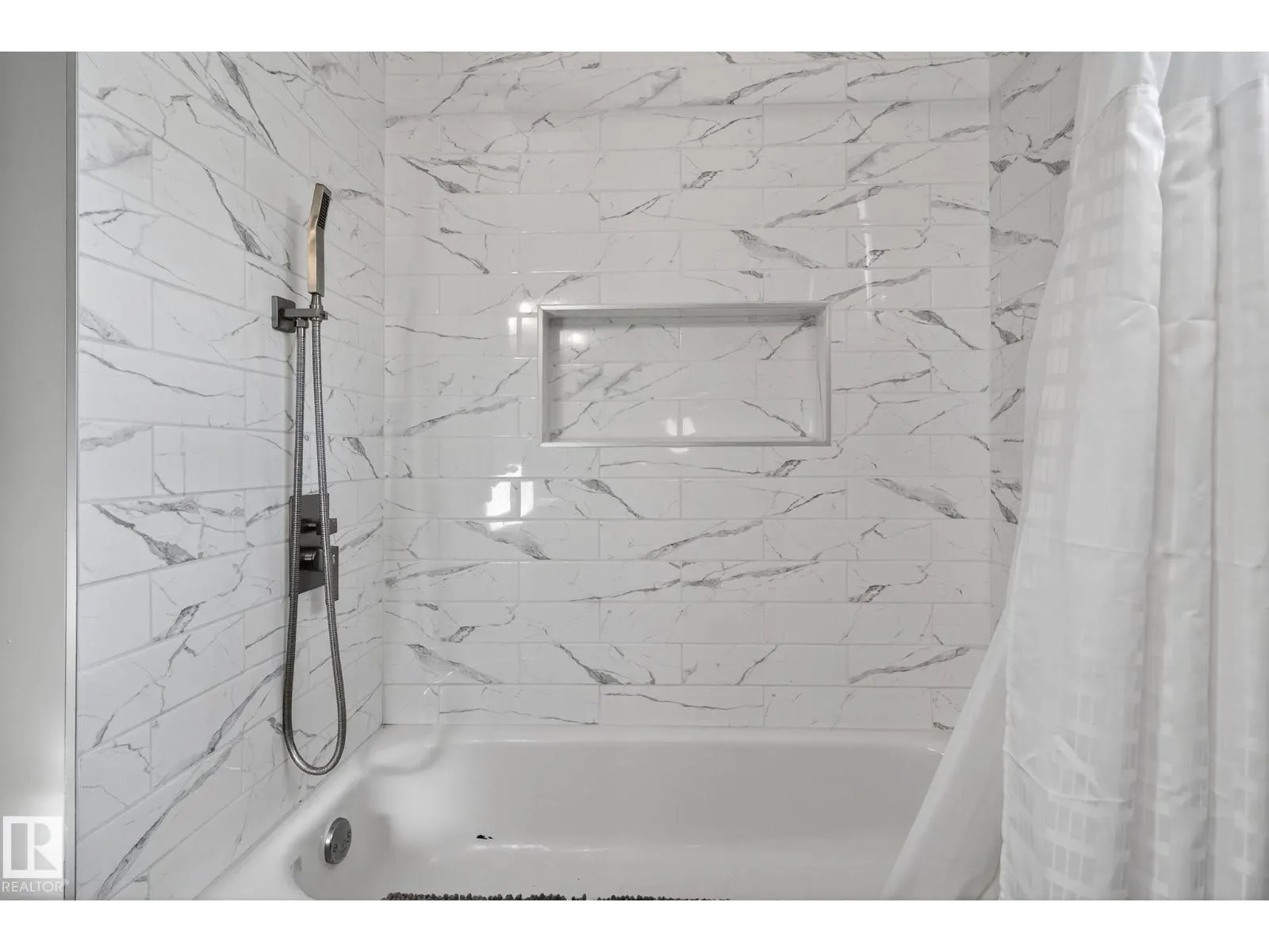 153 HABITAT CR NW