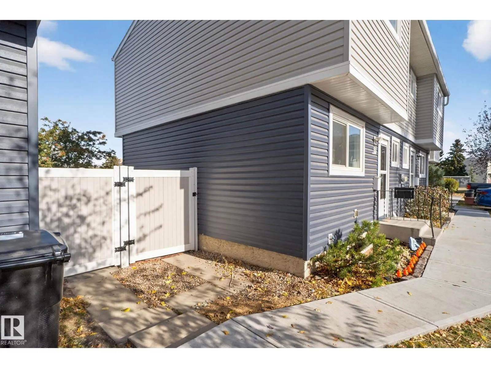153 HABITAT CR NW
