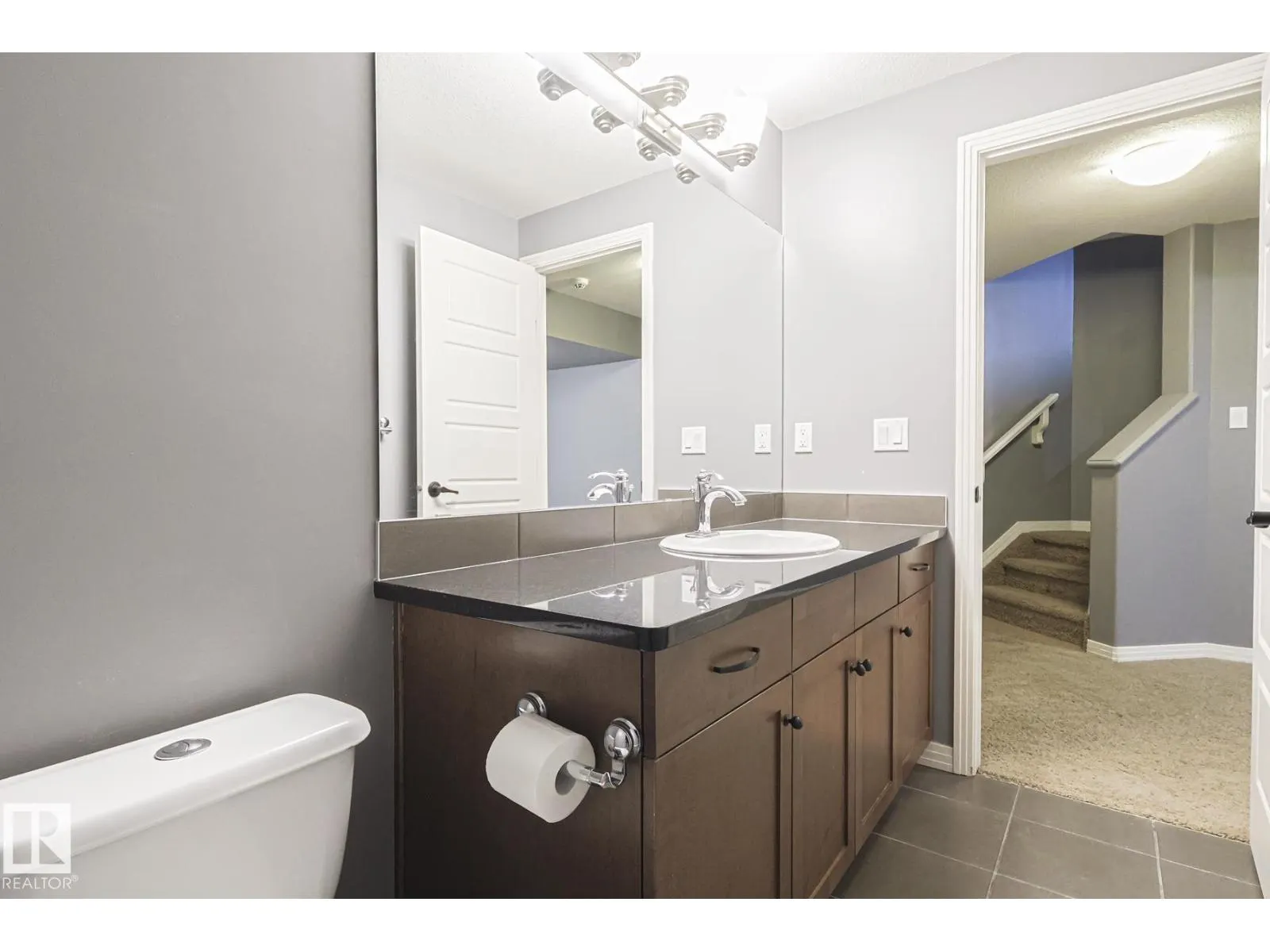 819 172 ST SW