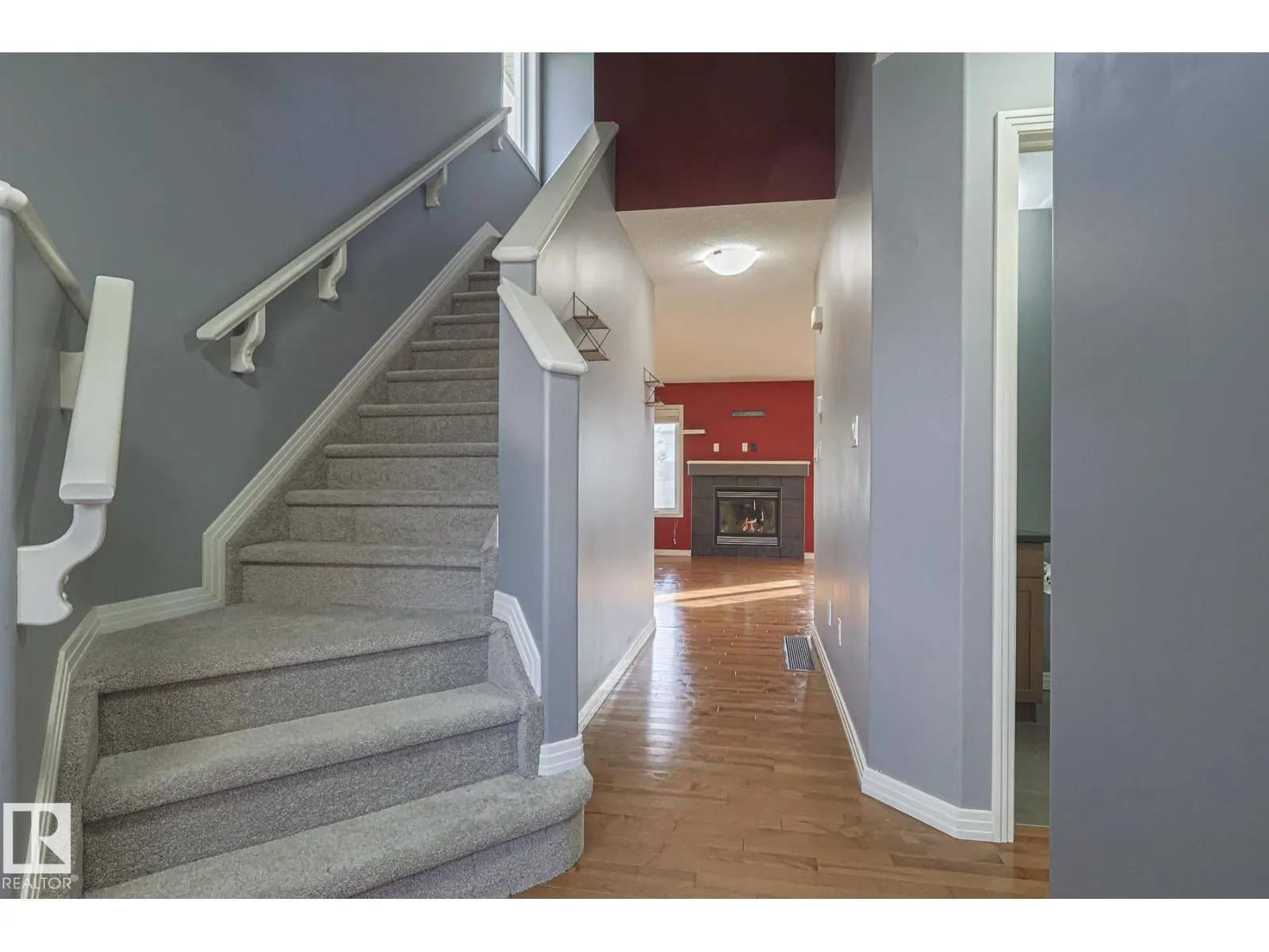 819 172 ST SW