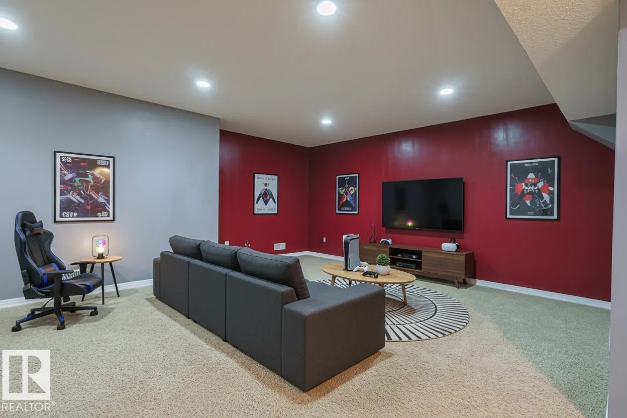 819 172 ST SW