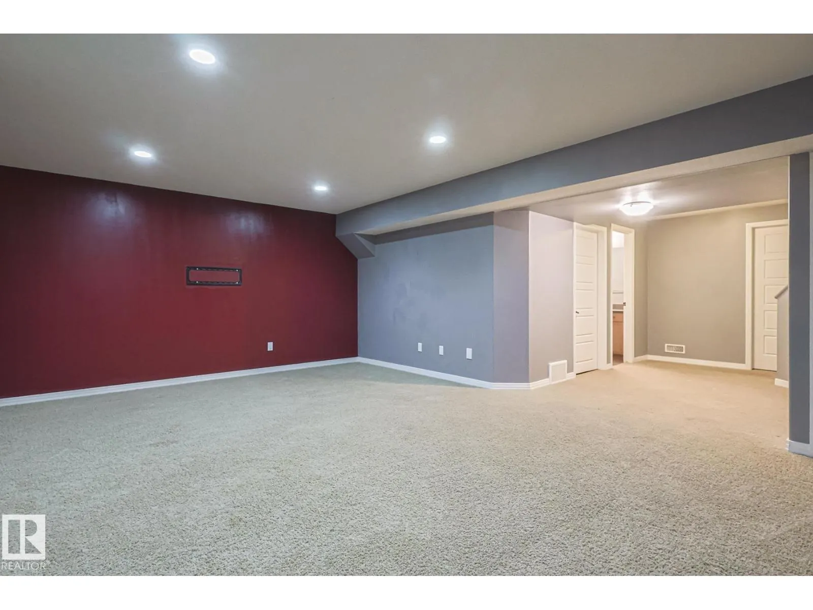 819 172 ST SW