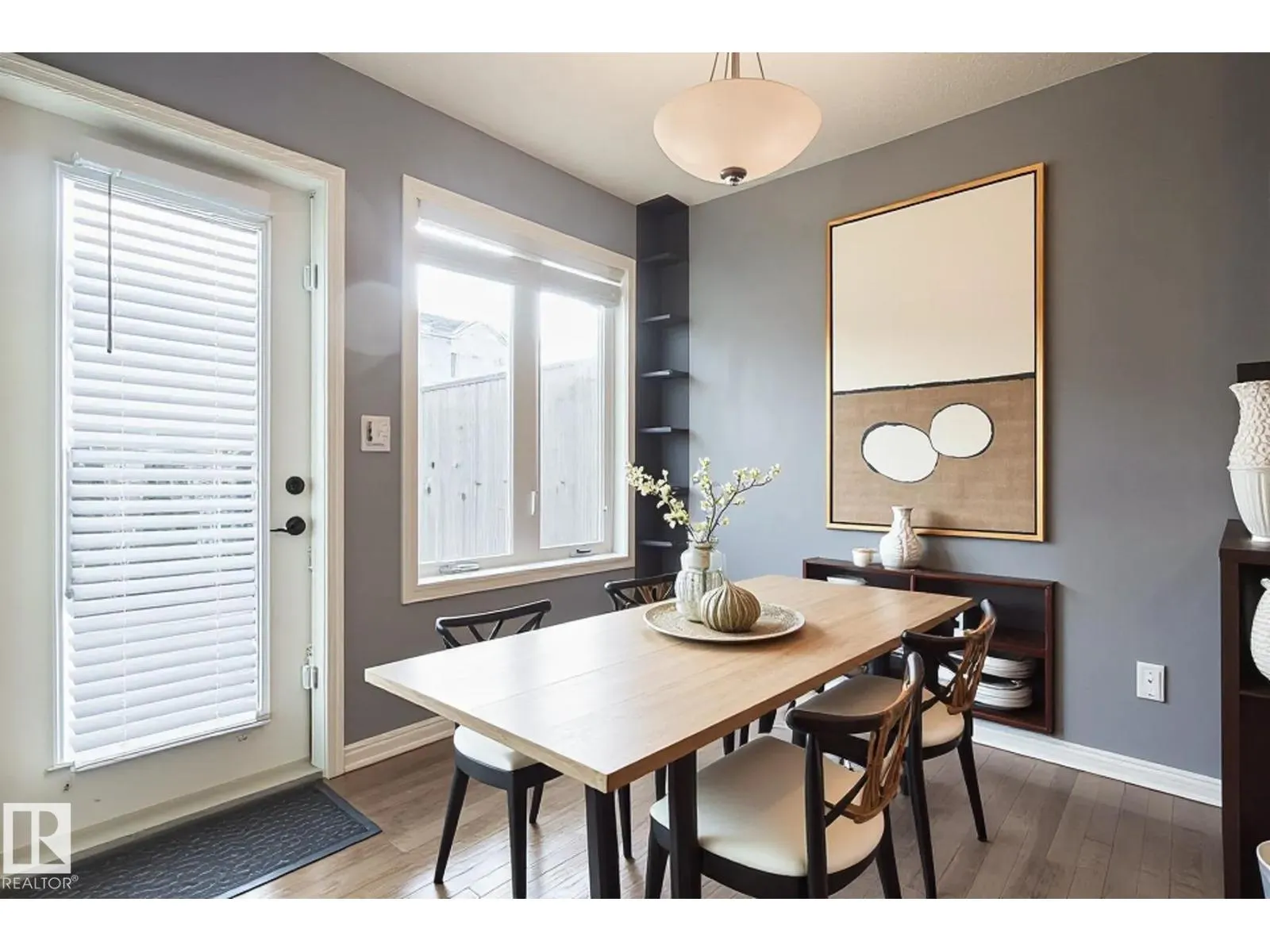 819 172 ST SW