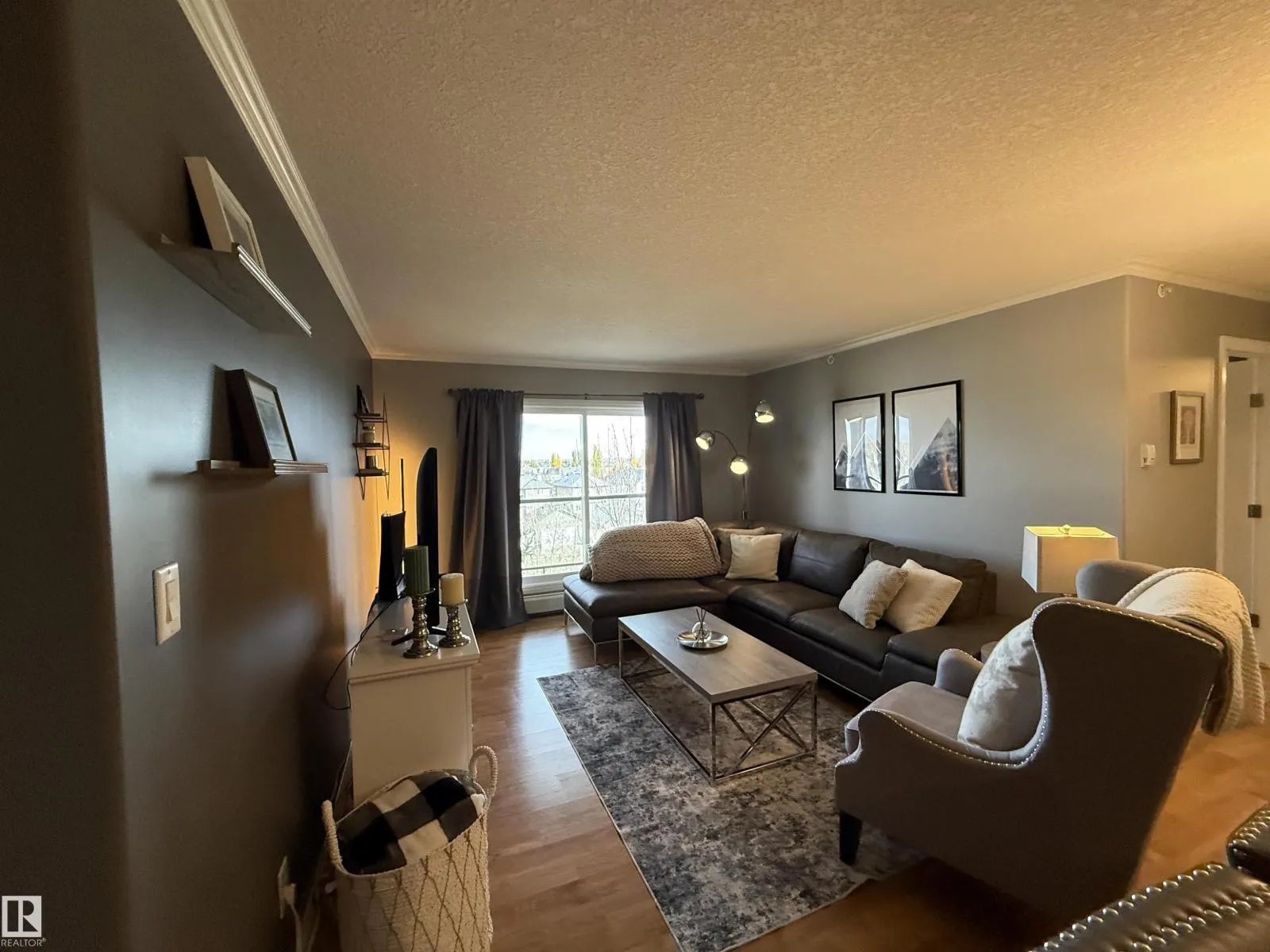 #415 1204 156 ST NW