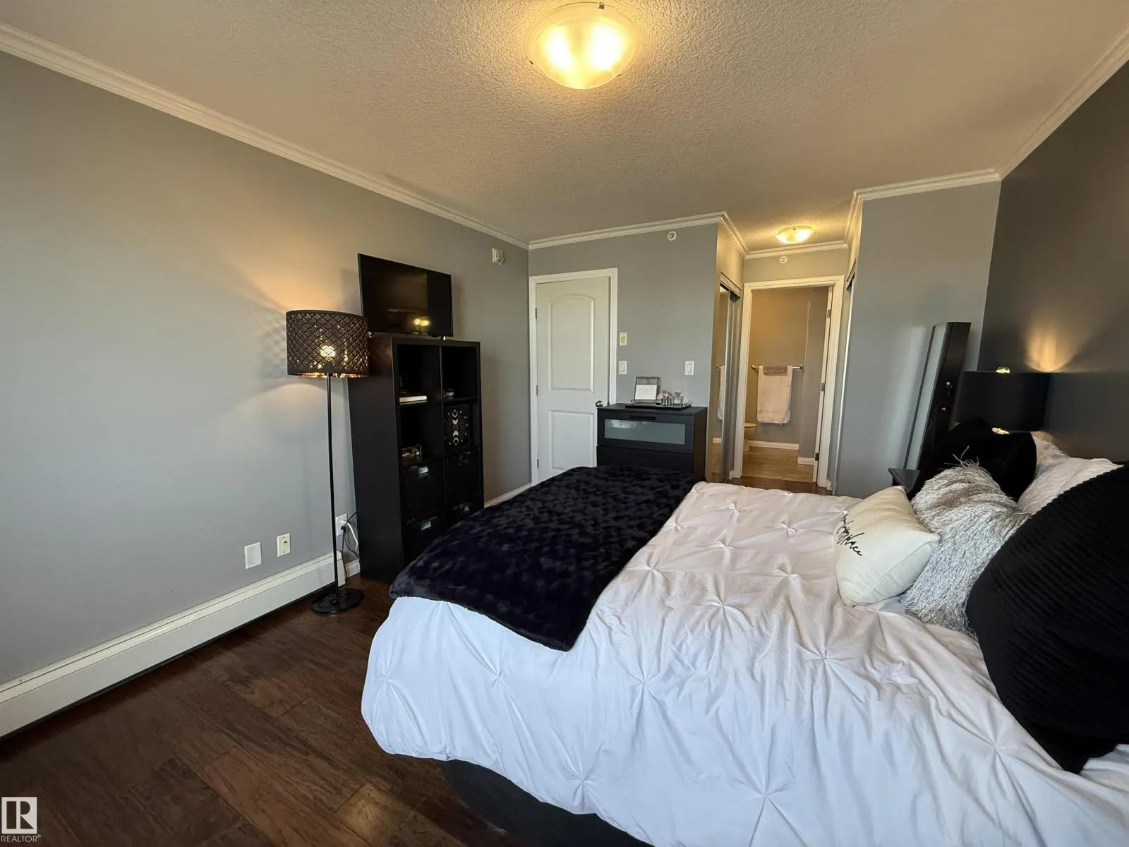 #415 1204 156 ST NW