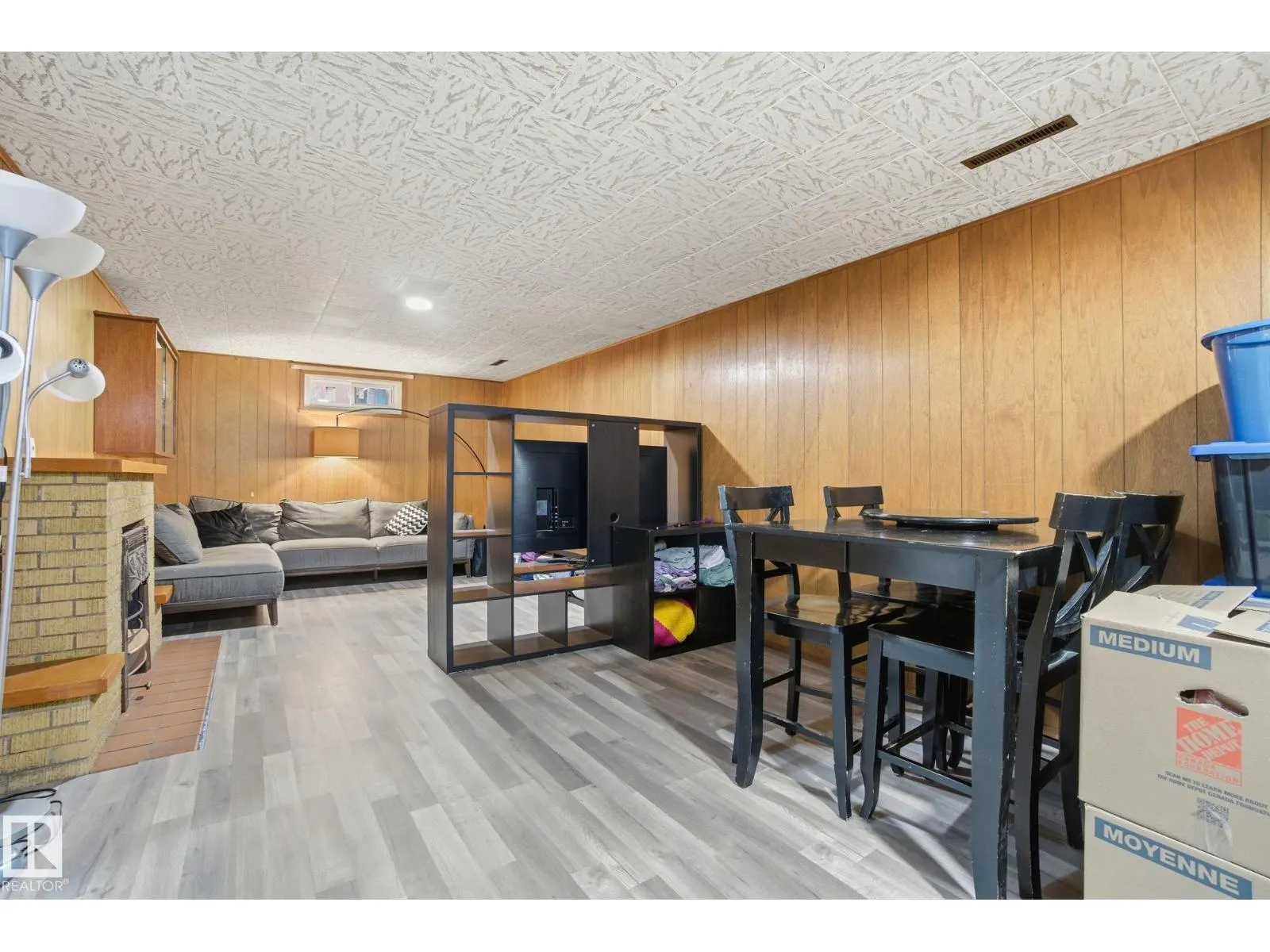 16100 88 AV NW