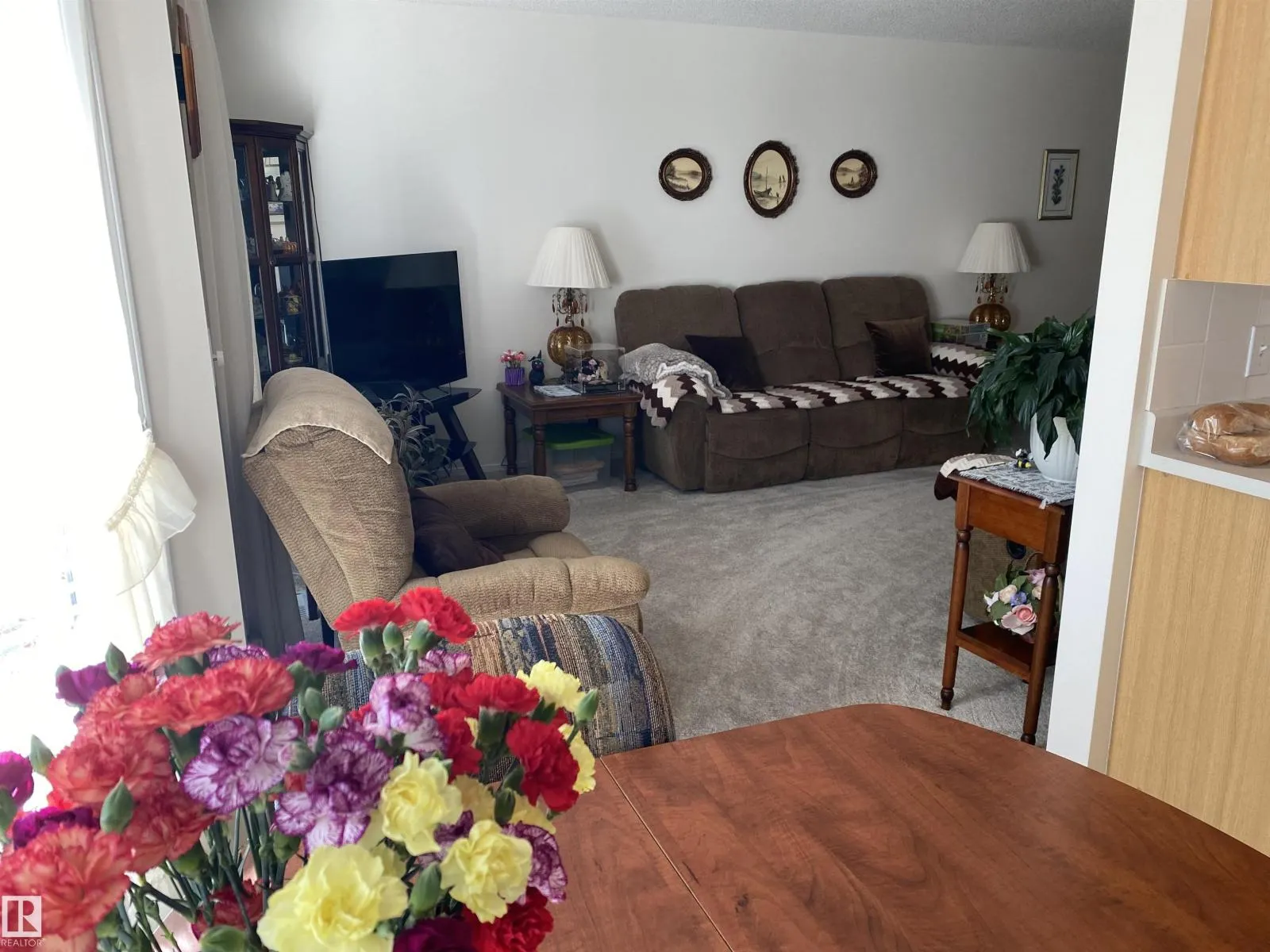 #22 13320 124 ST NW