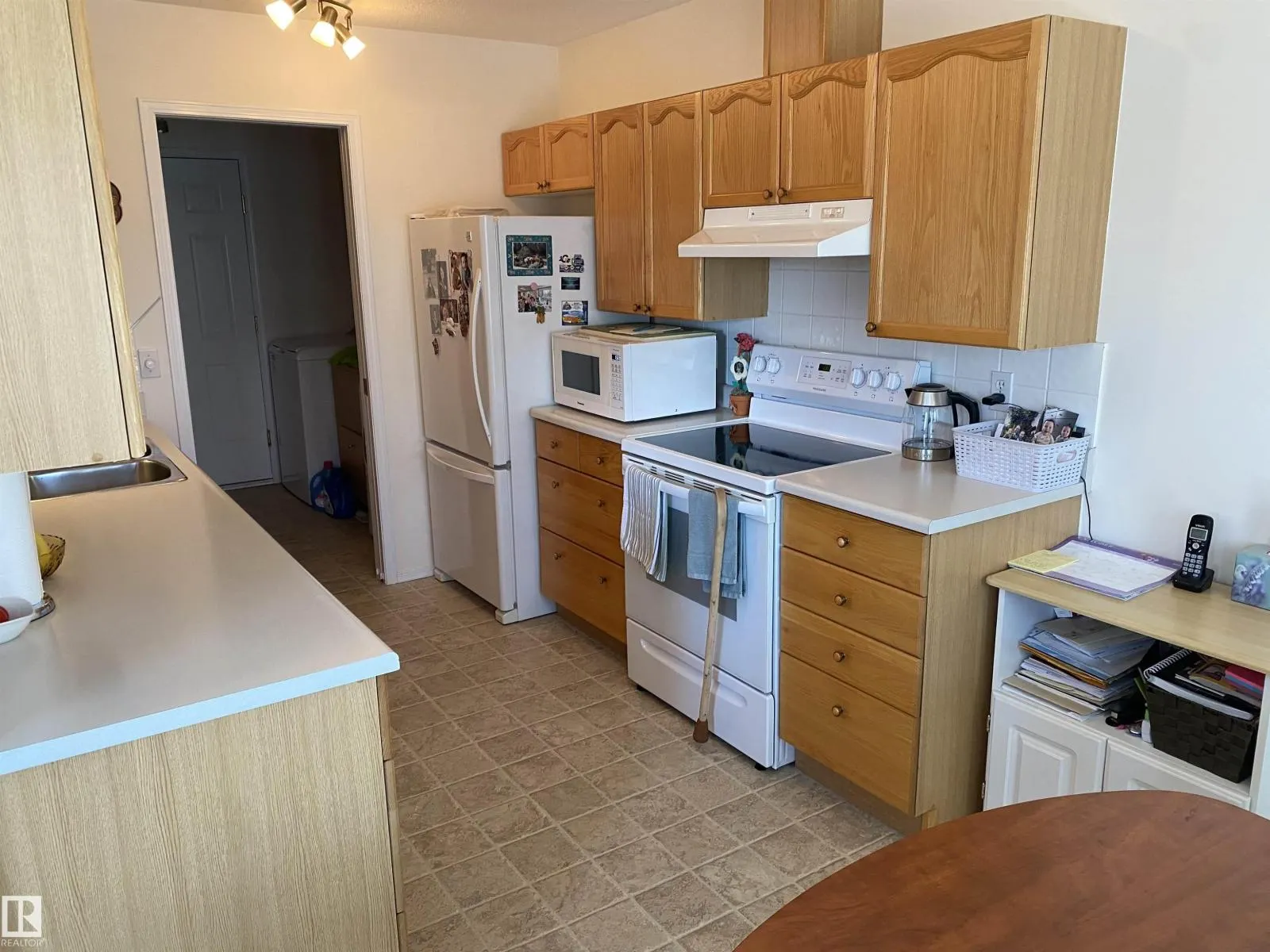 #22 13320 124 ST NW