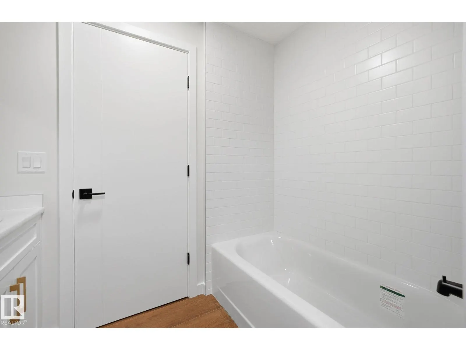 12811 89 ST NW NW