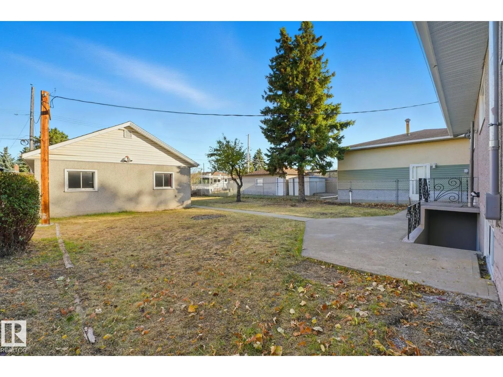 12811 89 ST NW NW