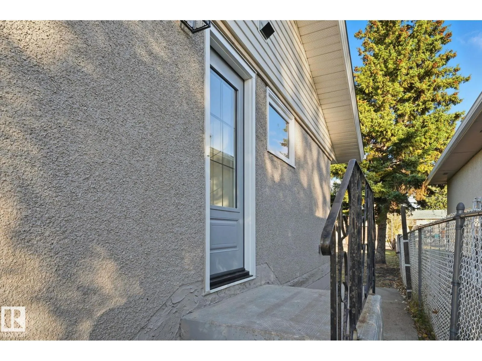 12811 89 ST NW NW