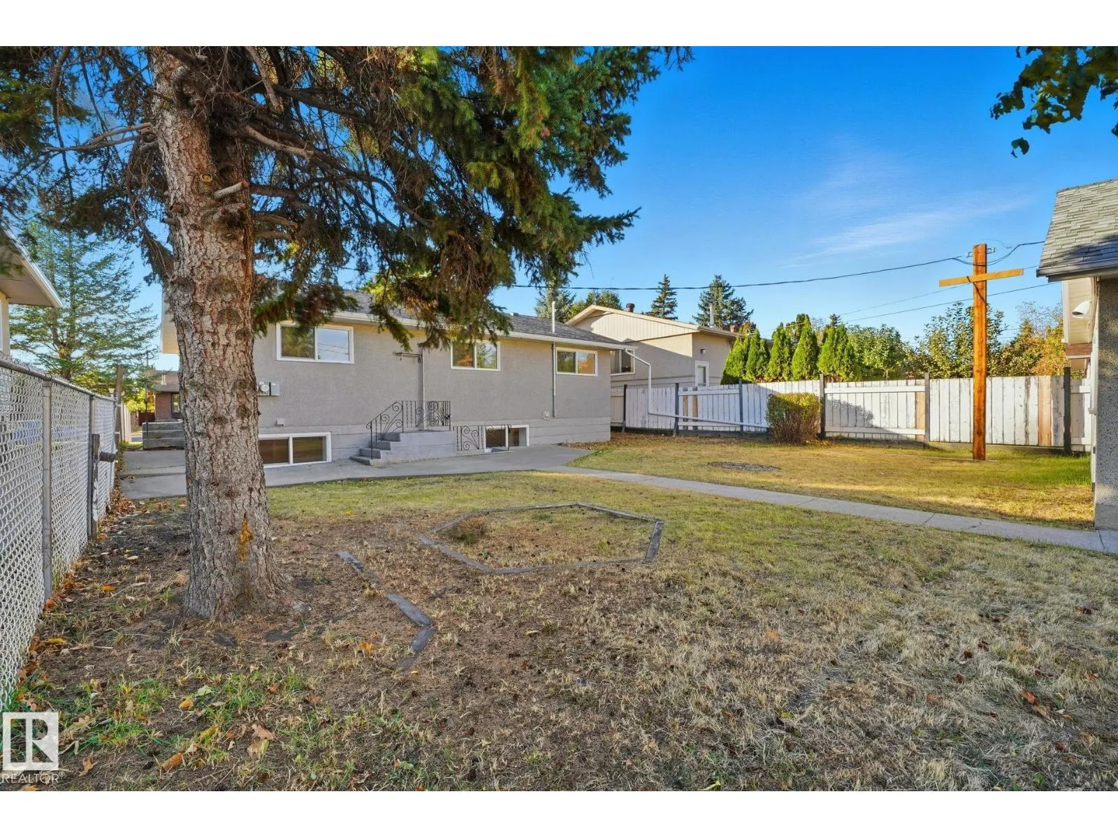 12811 89 ST NW NW