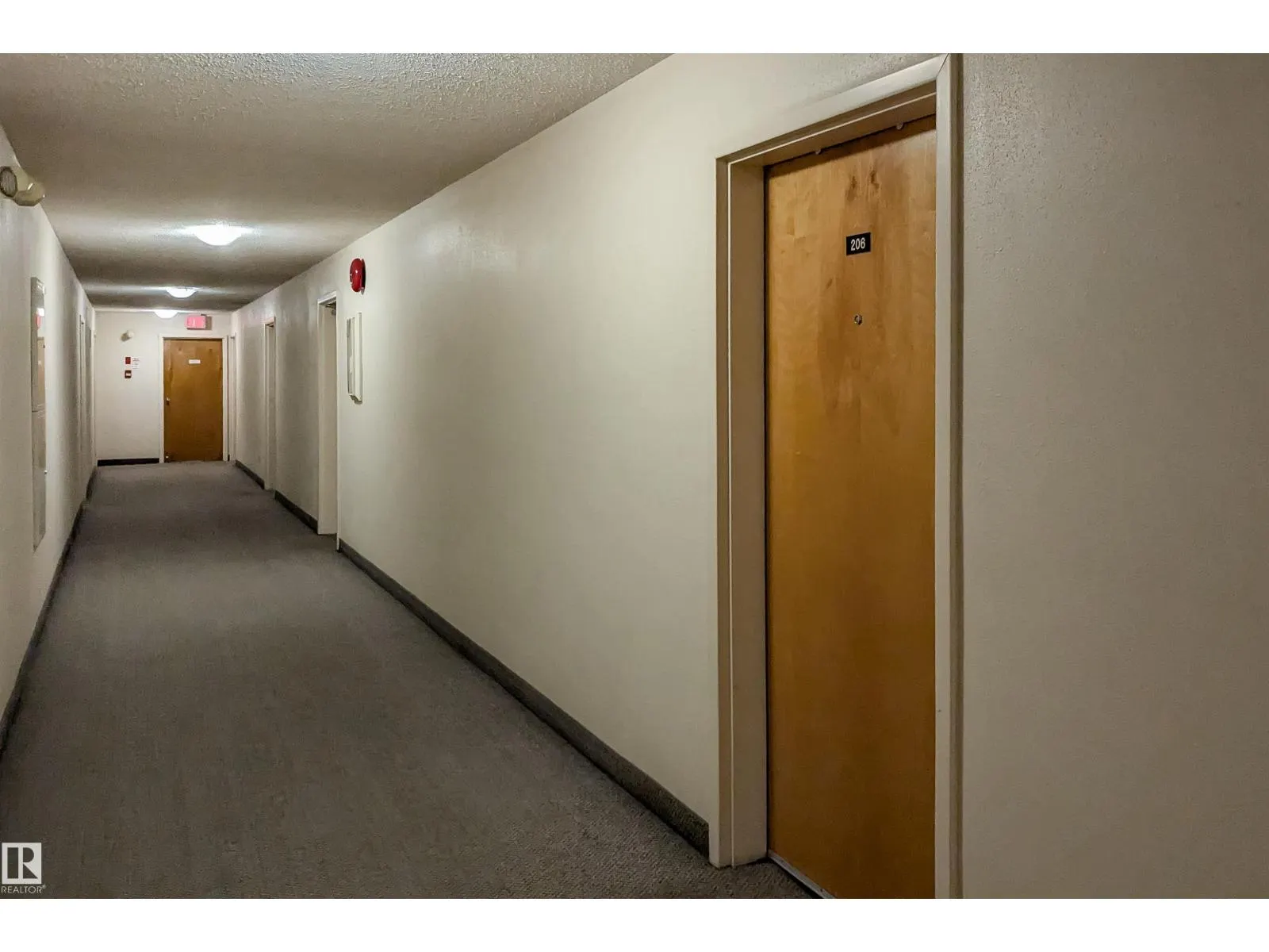 #206 10826 113 ST NW