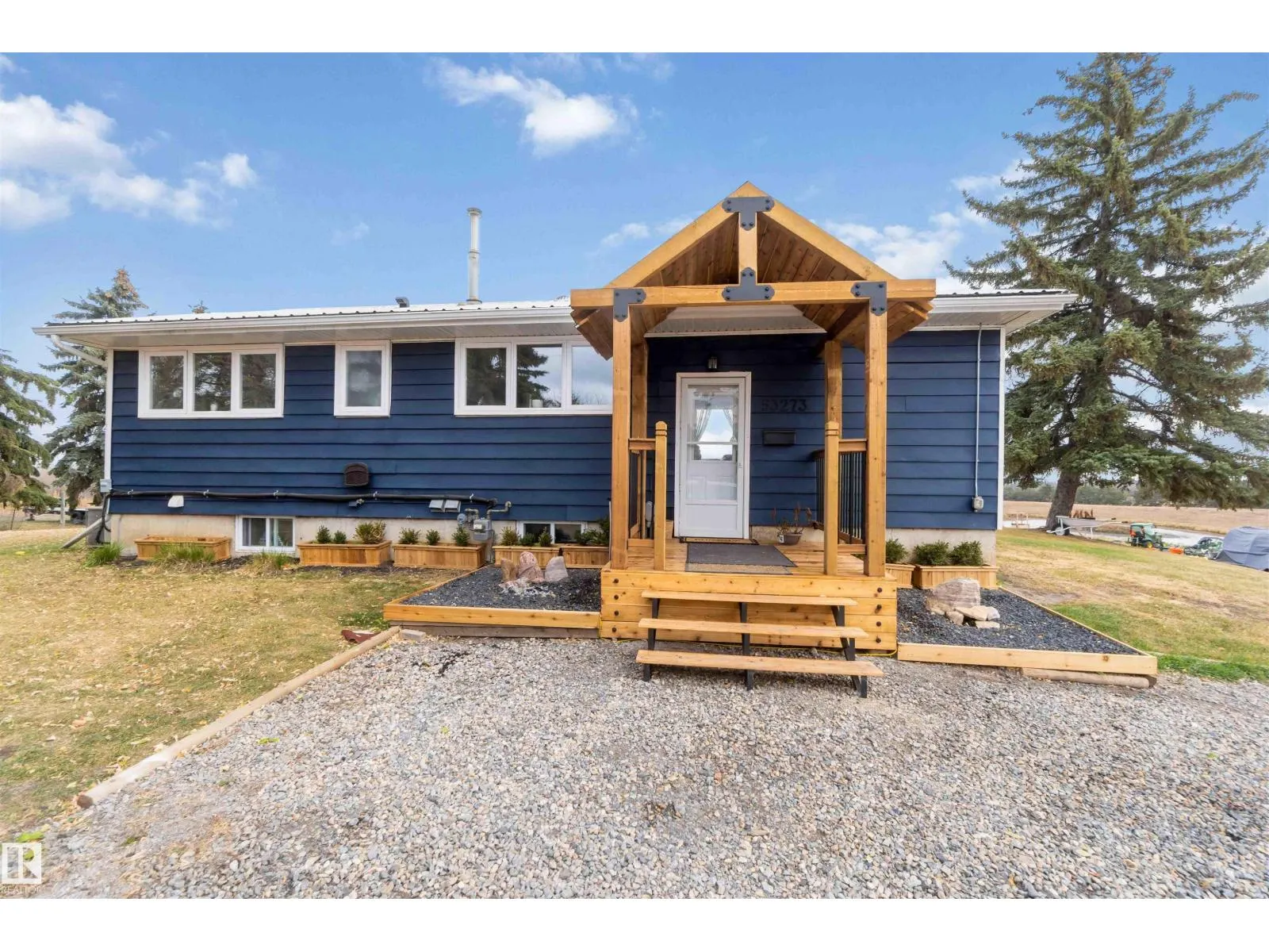 53273 RGE ROAD 215