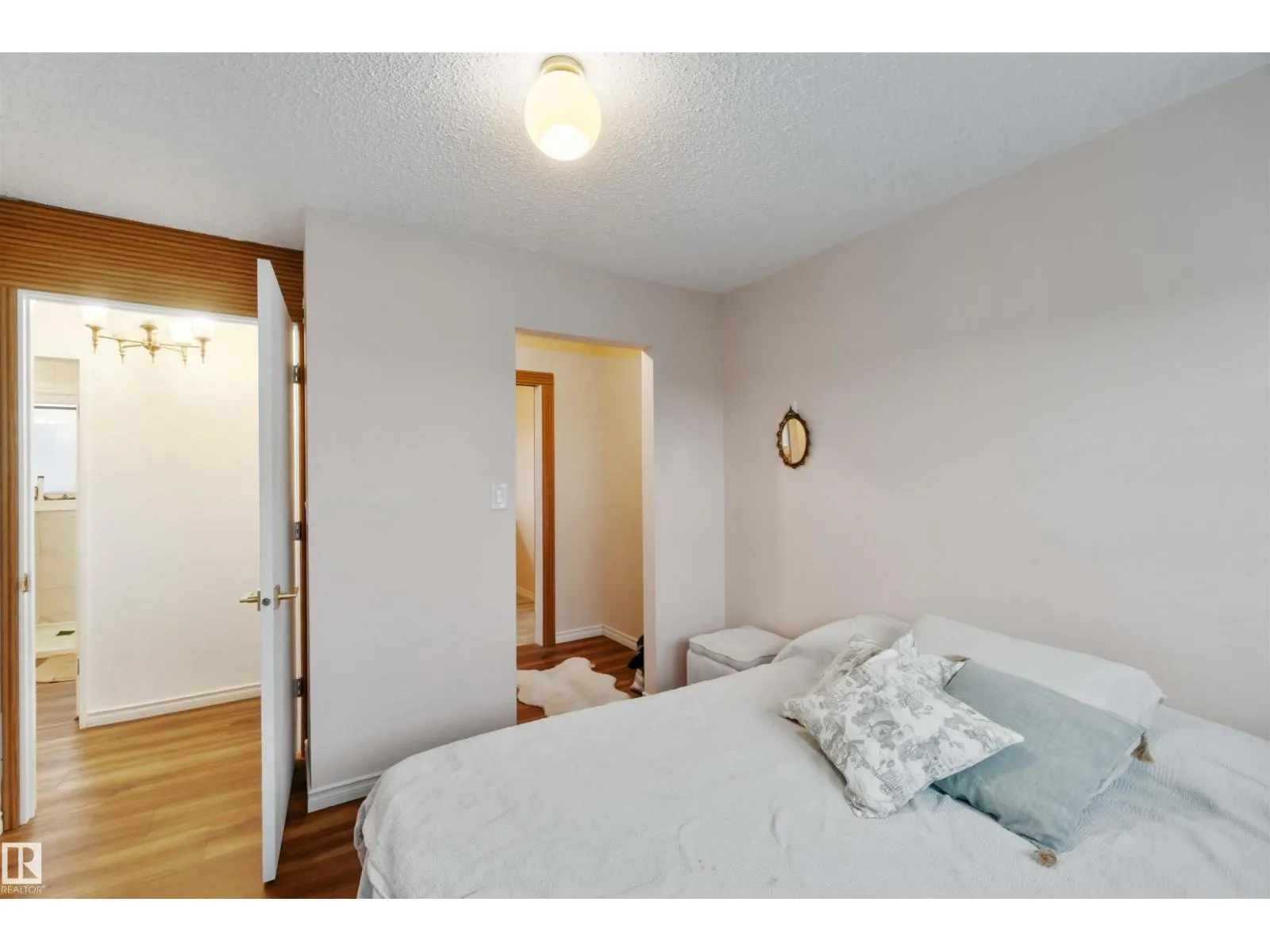 53273 RGE ROAD 215