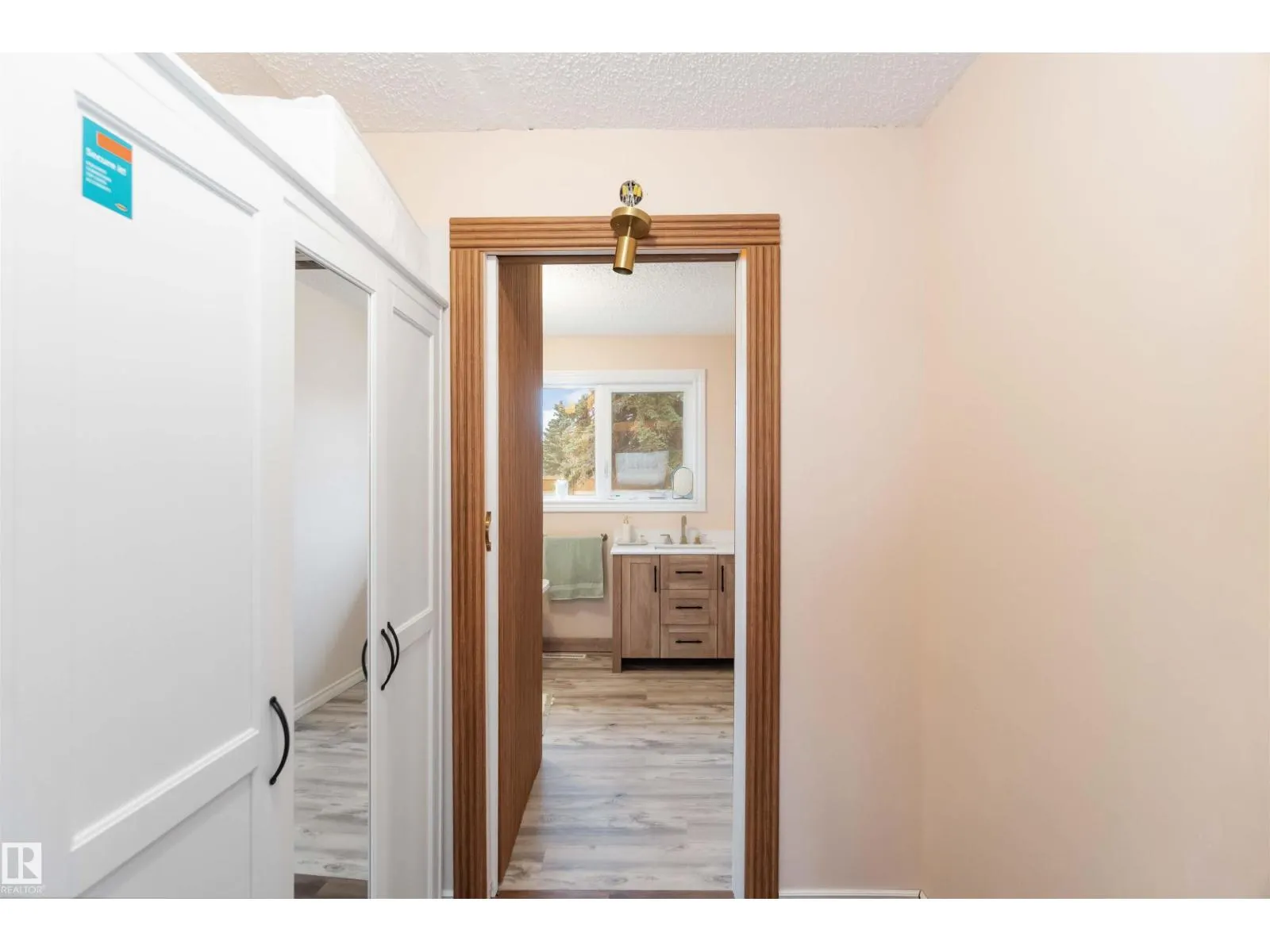 53273 RGE ROAD 215