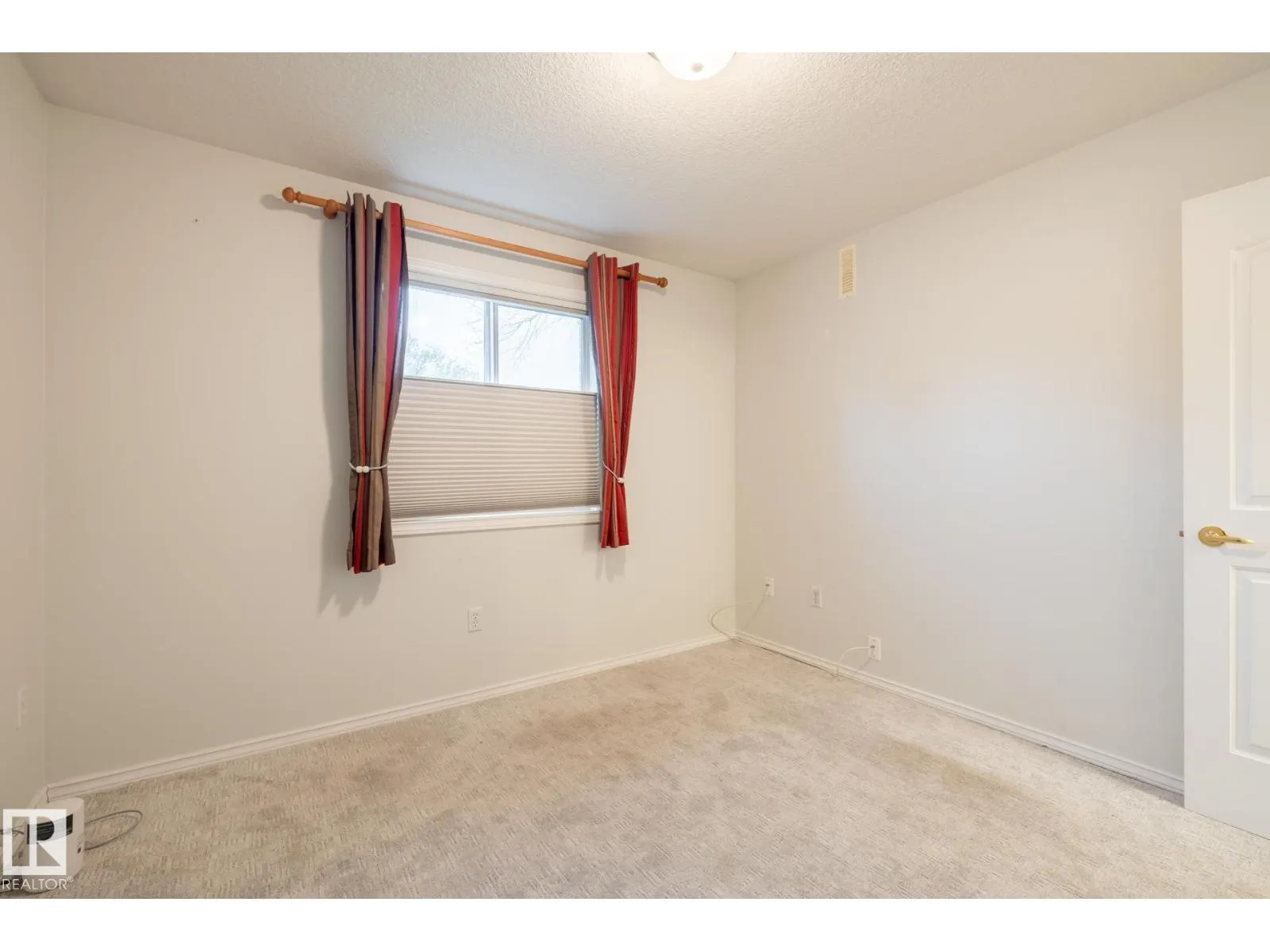 #106 6703 172 ST NW
