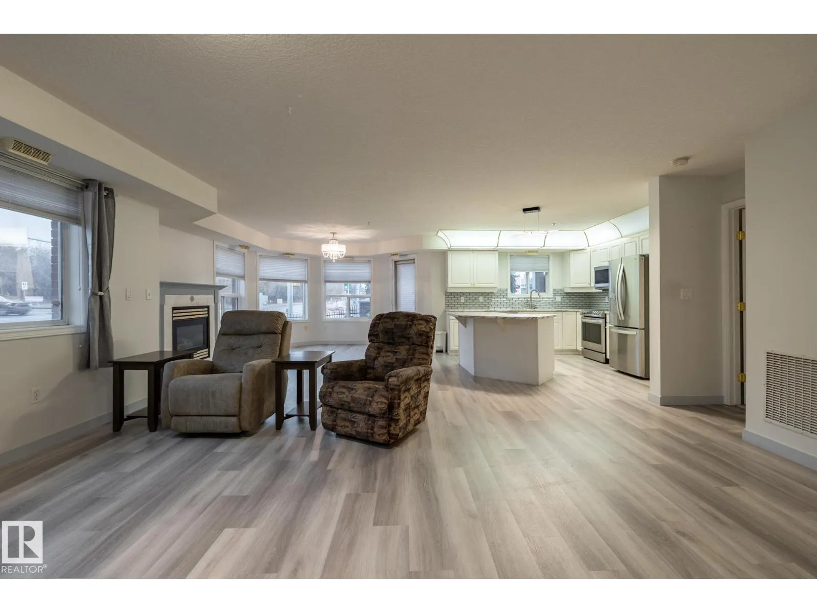 #106 6703 172 ST NW