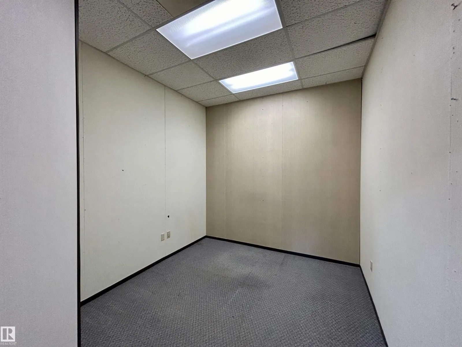4814 49 ST