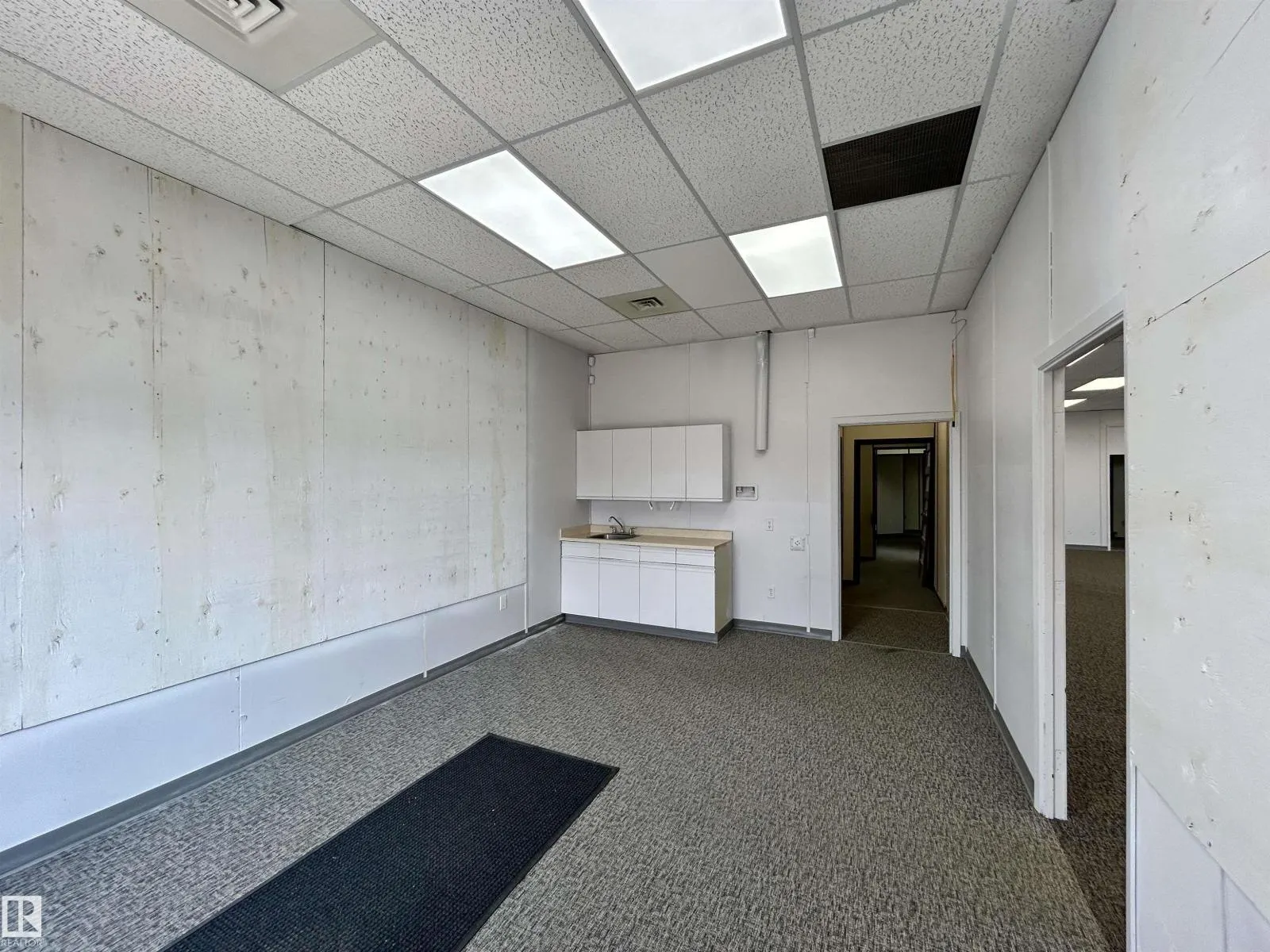 4814 49 ST