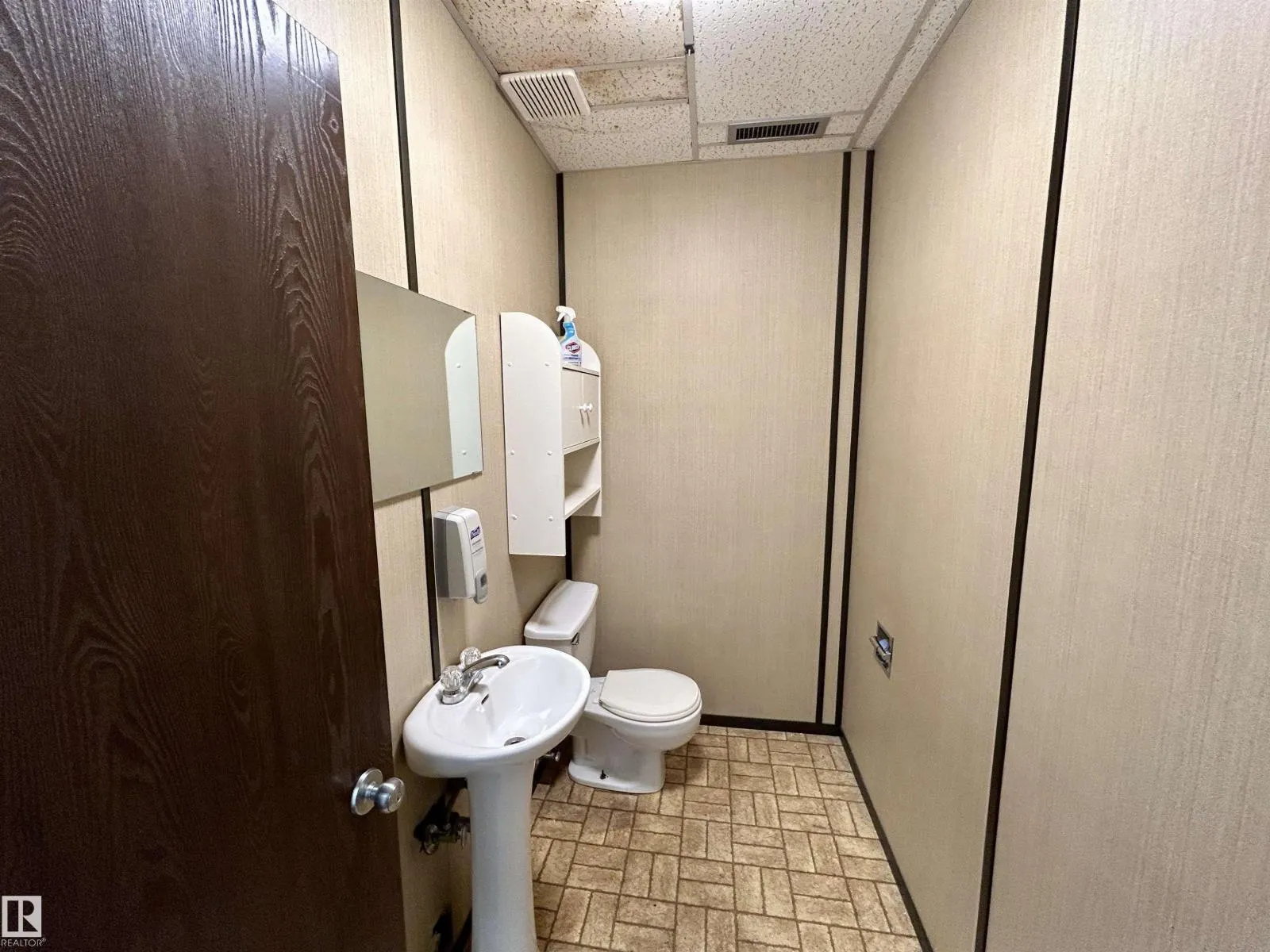 4814 49 ST