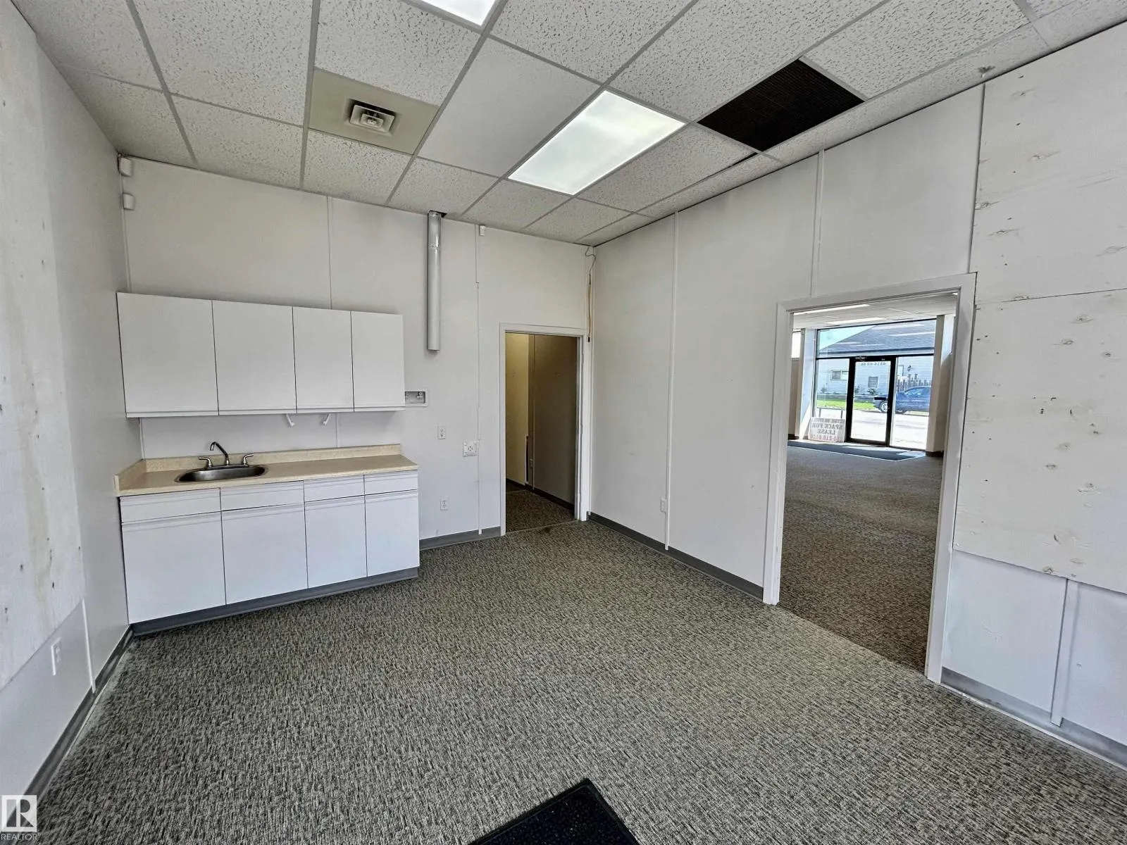 4814 49 ST