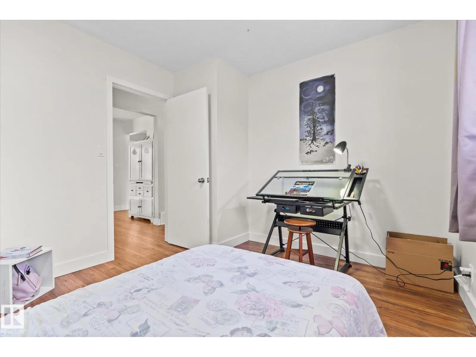 4911 46 St