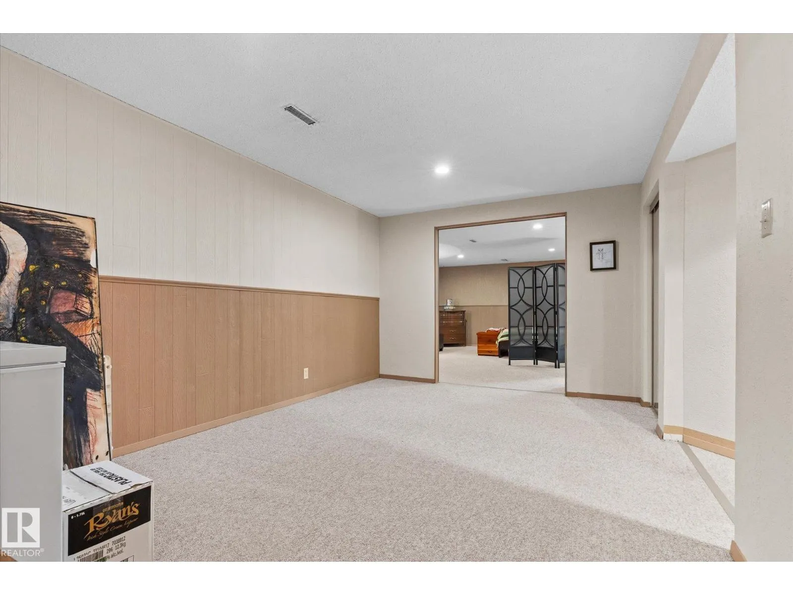 4911 46 St